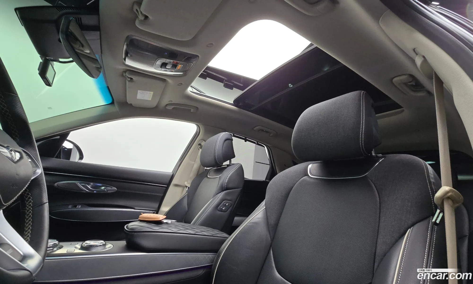 Genesis Electrified GV70 2022 — 5