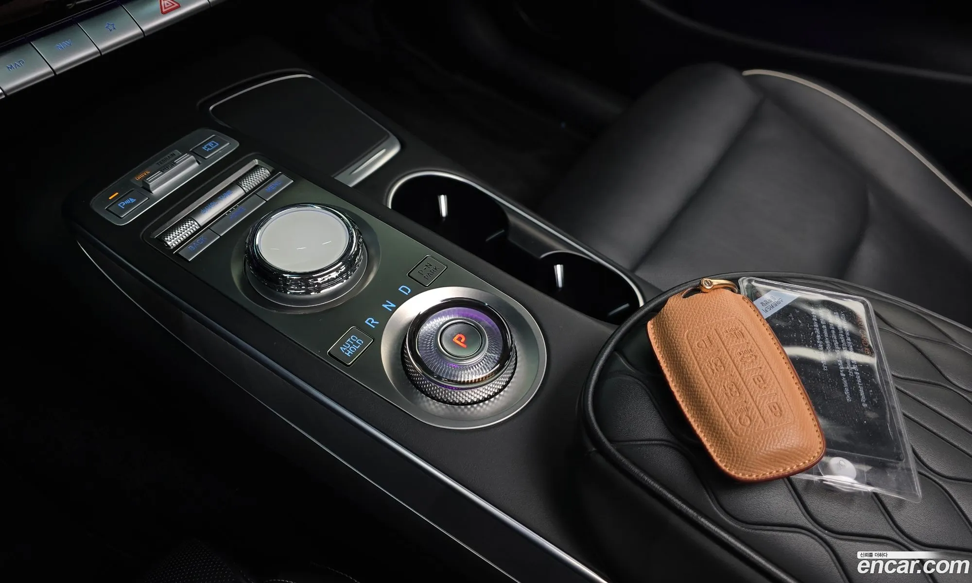 Genesis Electrified GV70 2022 — 9