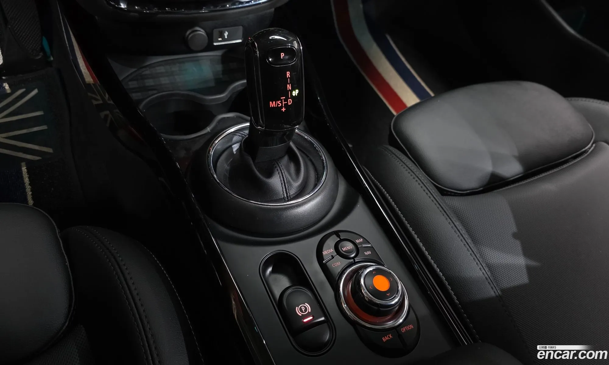 Mini Cooper Clubman 2021 WMWXJ3100M2P14455 — 14