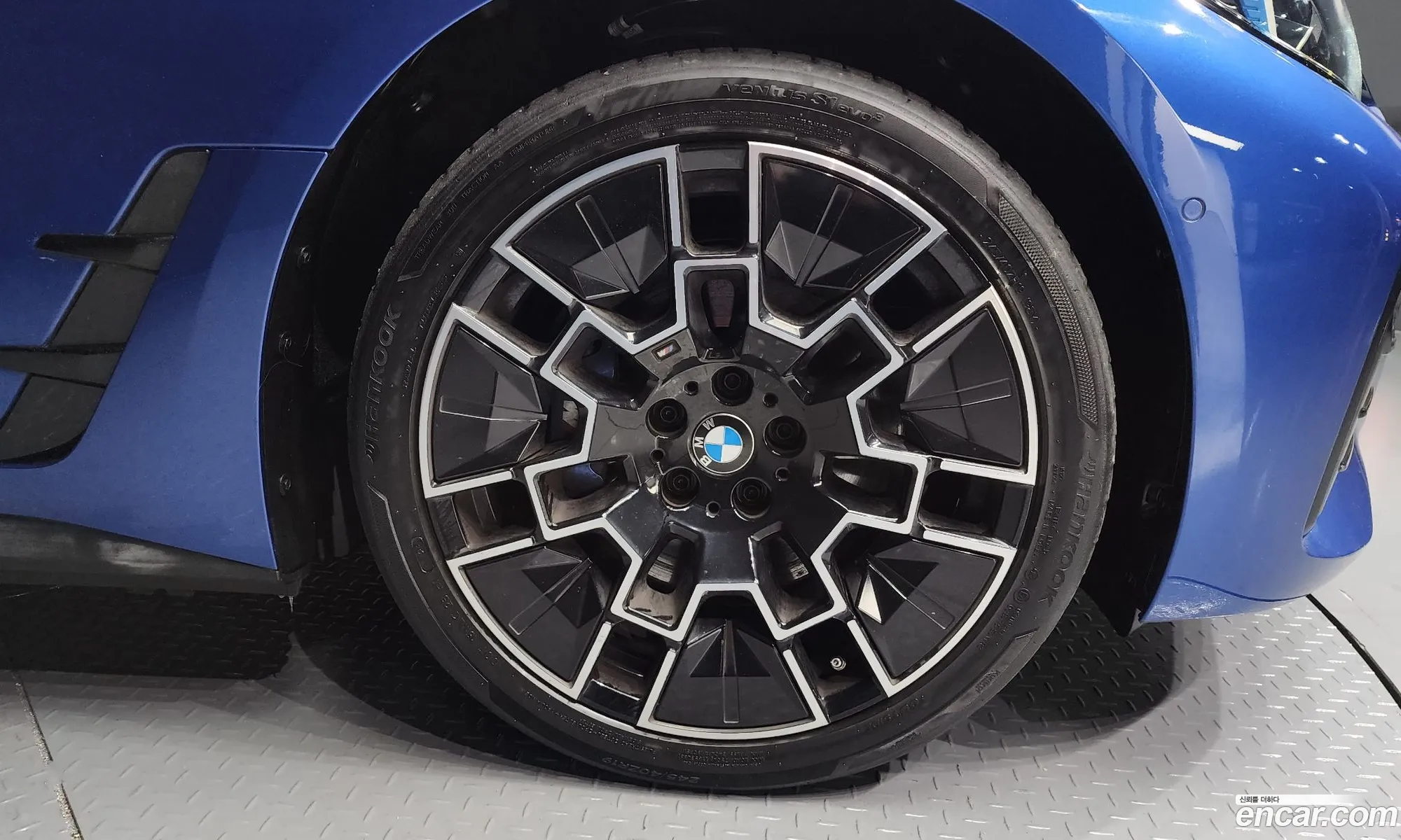 BMW i4 2025 WBY21HD04SFT77654 — 6