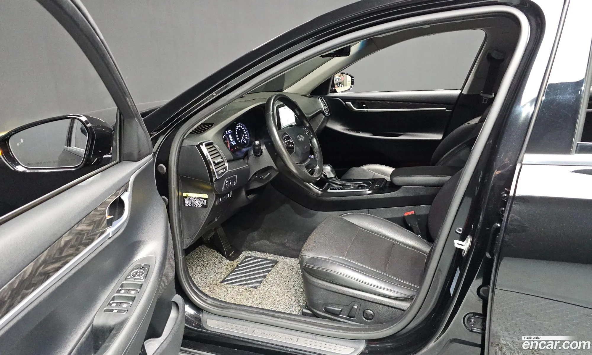 Hyundai Grandeur IG 2017 — 14