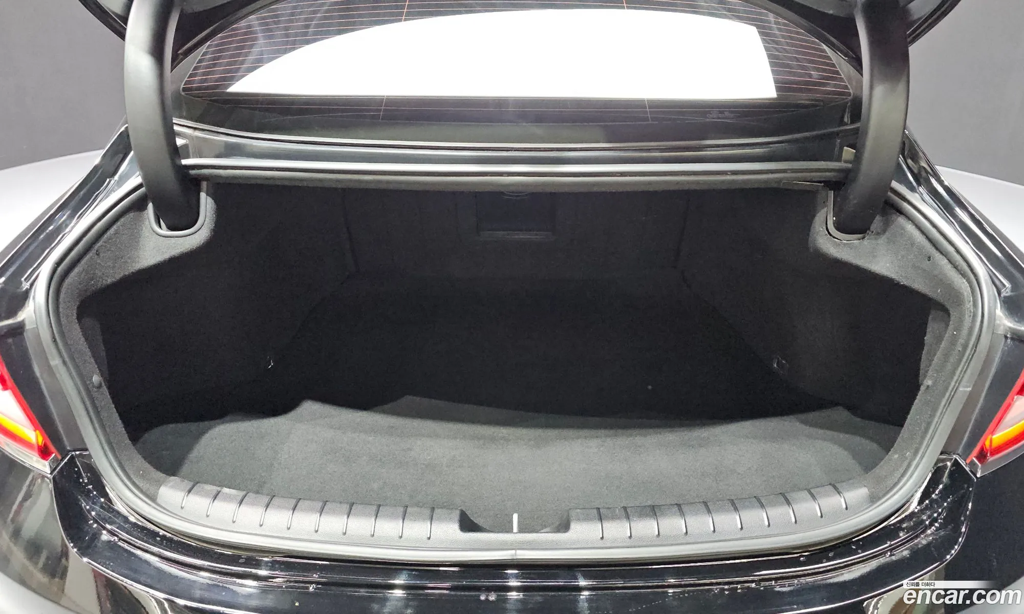 Hyundai Grandeur IG 2017 — 2