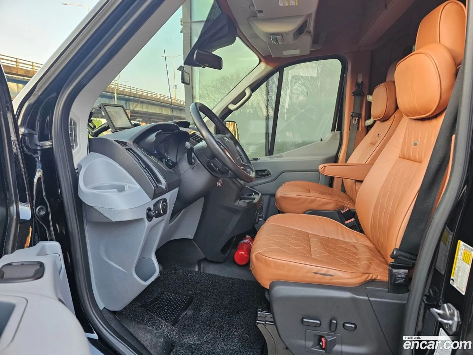 Ford Transit 2017 1FBVU4XG7HKA43081 — 16