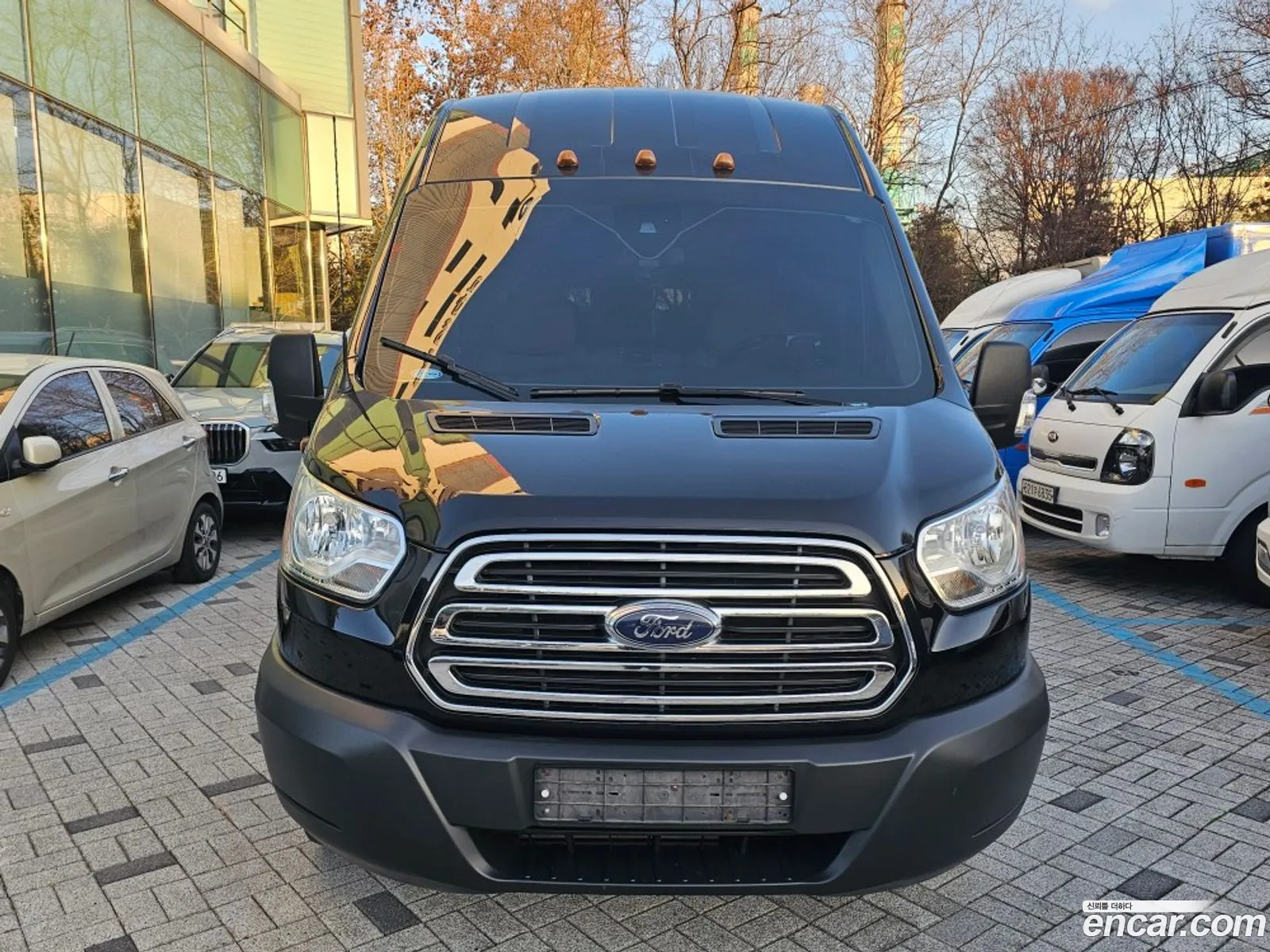Ford Transit 2017 1FBVU4XG7HKA43081 — 8