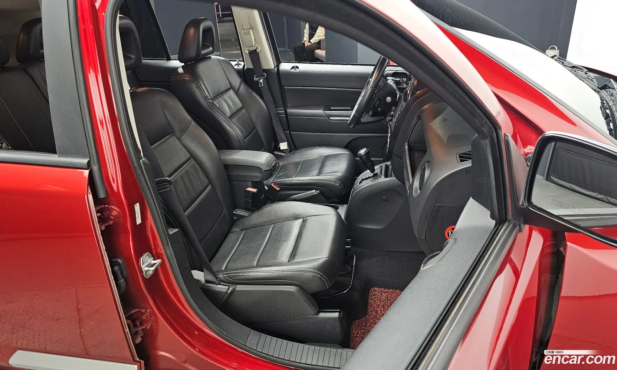 Jeep Compass 2009 1J4FFF7B39D252666 — 12
