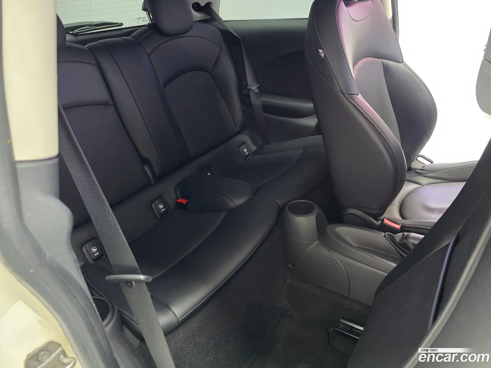 Mini Cooper D 2014 — 10