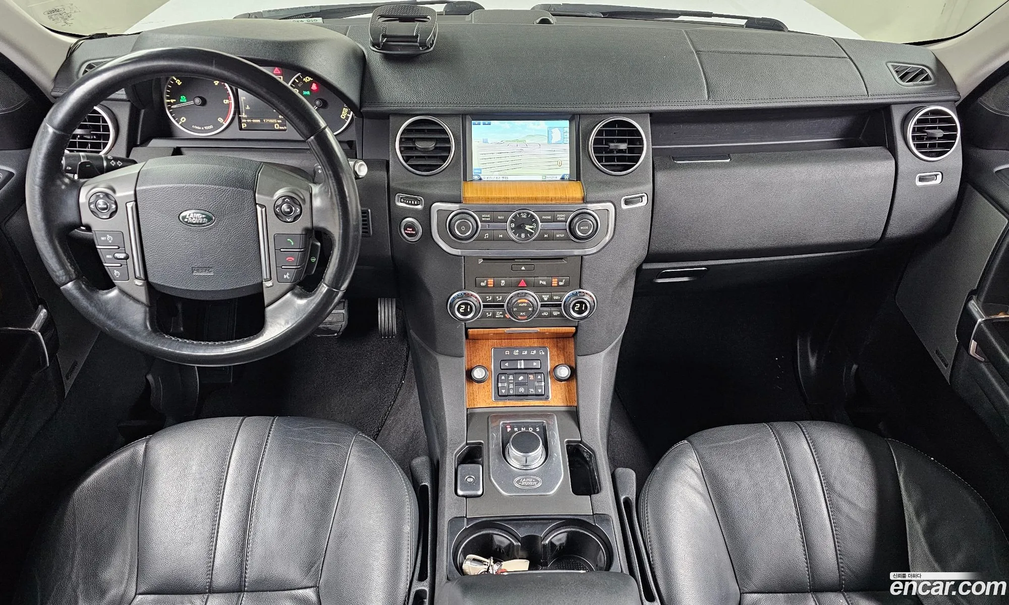 Land Rover Discovery 4 2014 SALLAAAG6EA727410 — 3