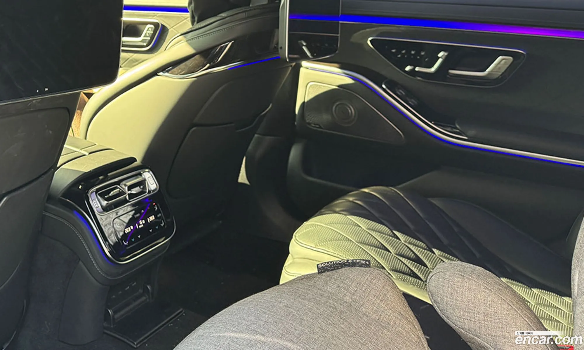 Mercedes-Benz S-Class W223 2022 — 18