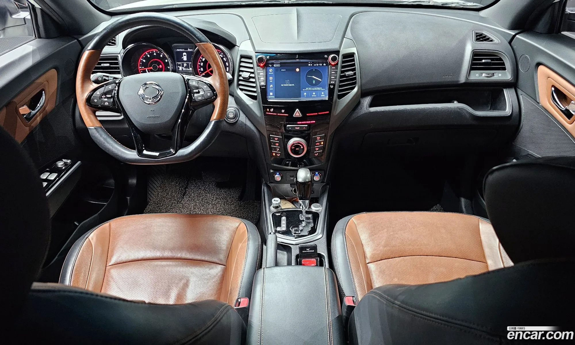 KG Mobility (SsangYong) Tivoli Armour 2018 — 18