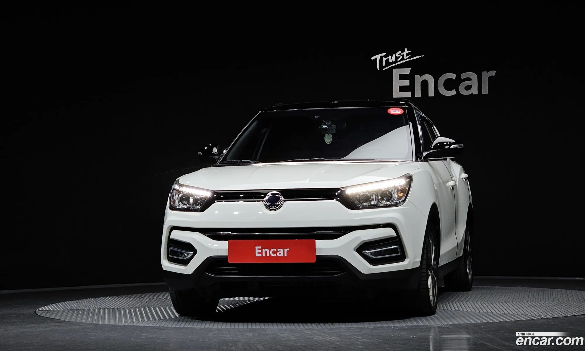 KG Mobility (SsangYong) Tivoli Armour 2018 — 12