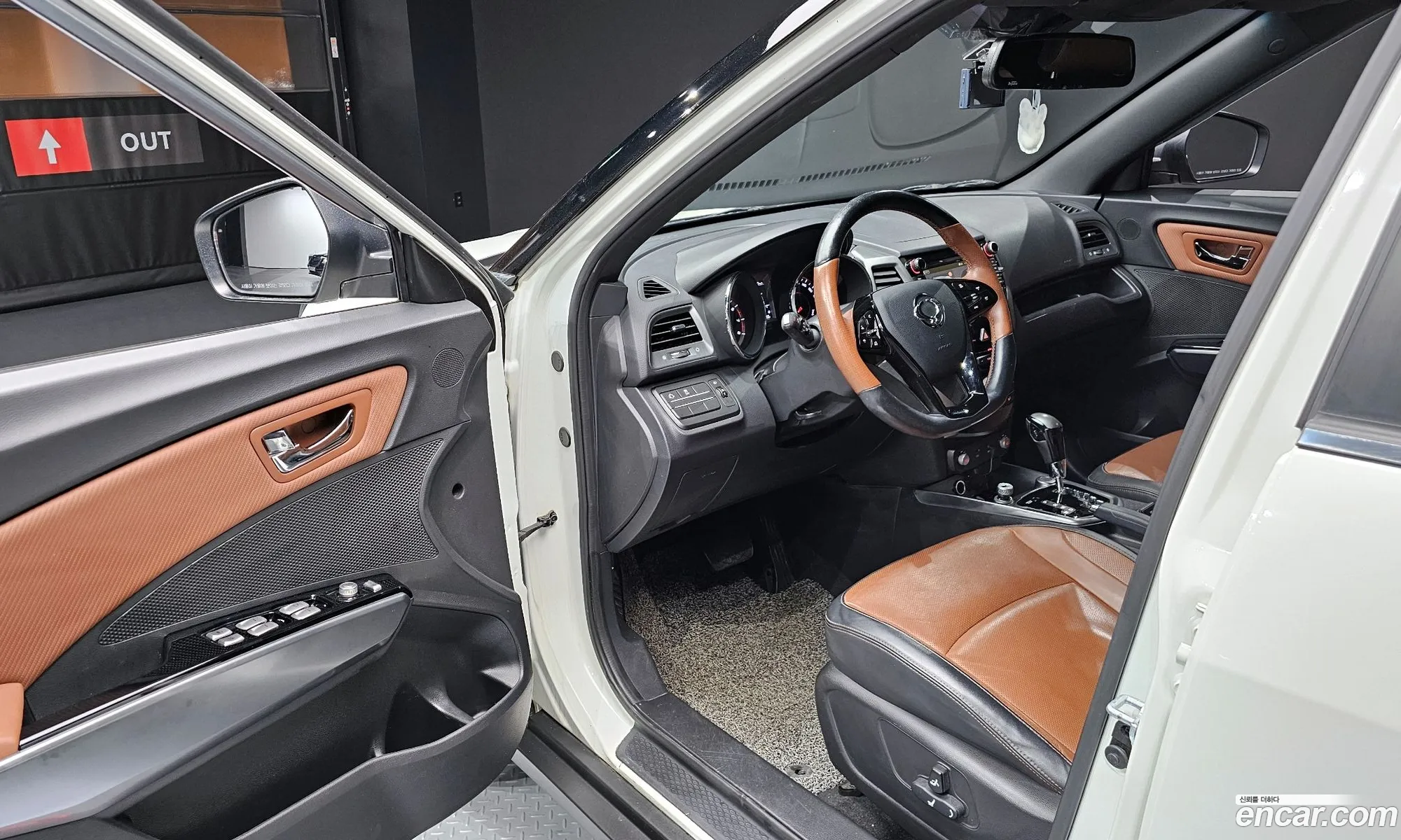 KG Mobility (SsangYong) Tivoli Armour 2018 — 5