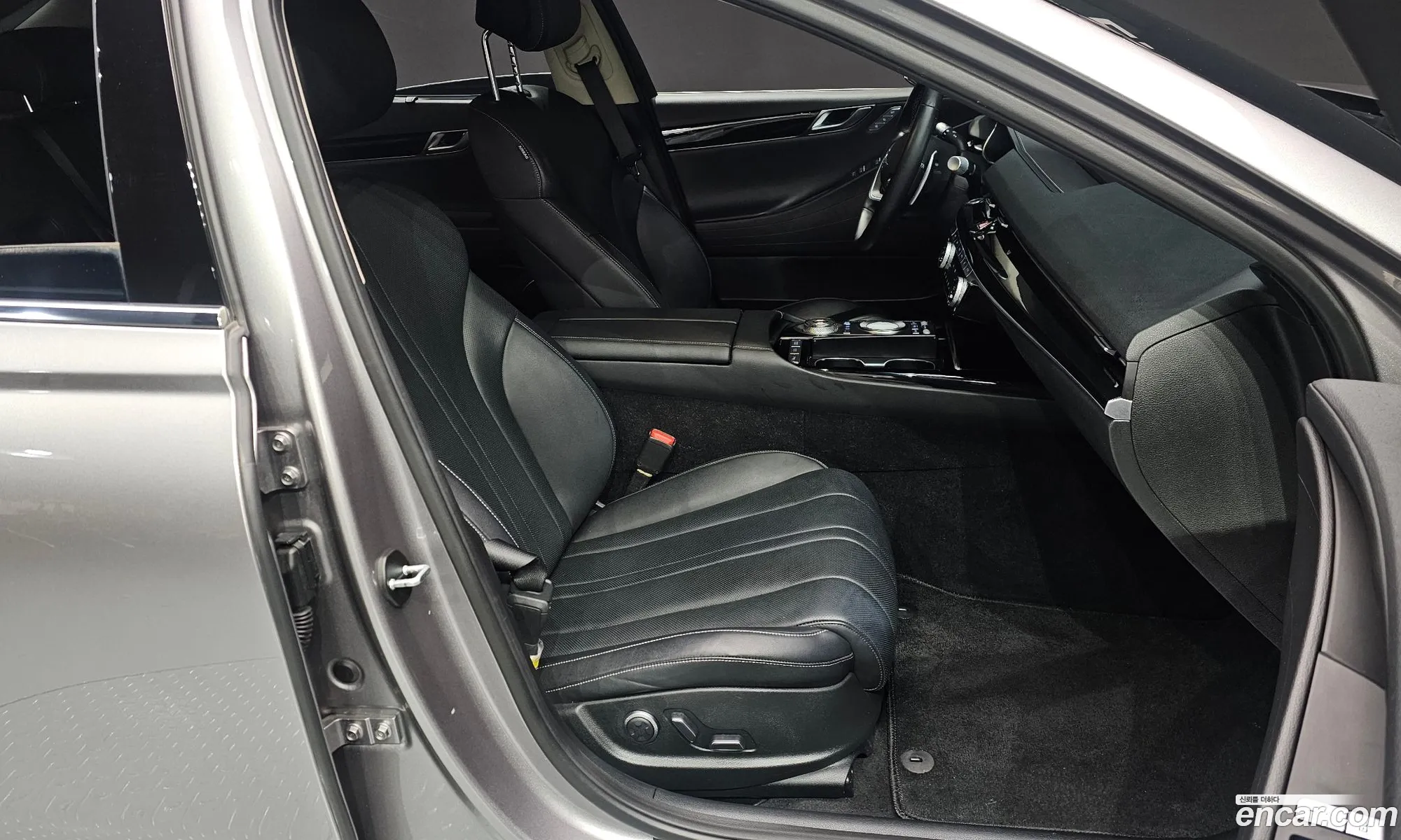 Genesis G80 2021 — 4