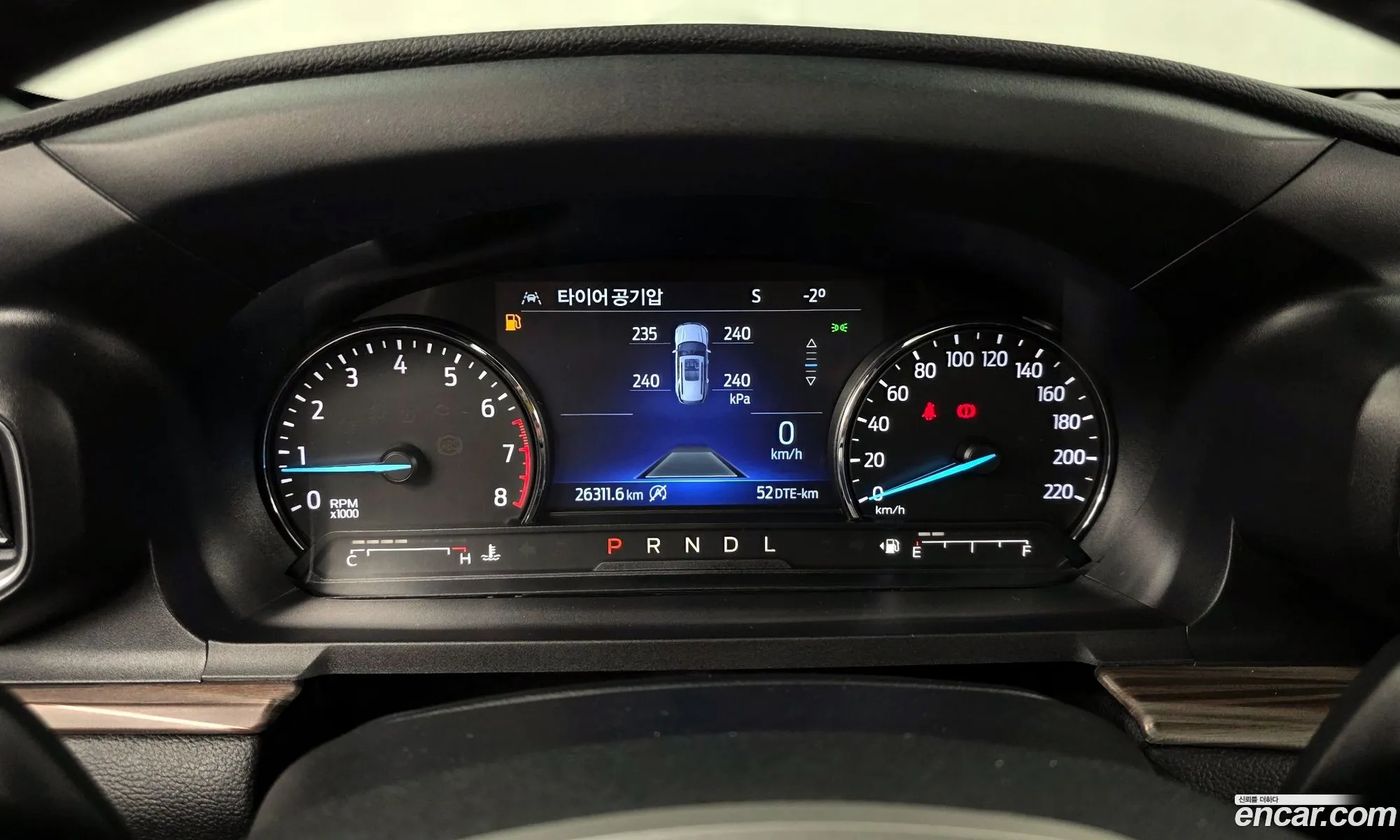 Ford Explorer 6th Gen 2021 1FMSK8FH4MGC01732 — 4