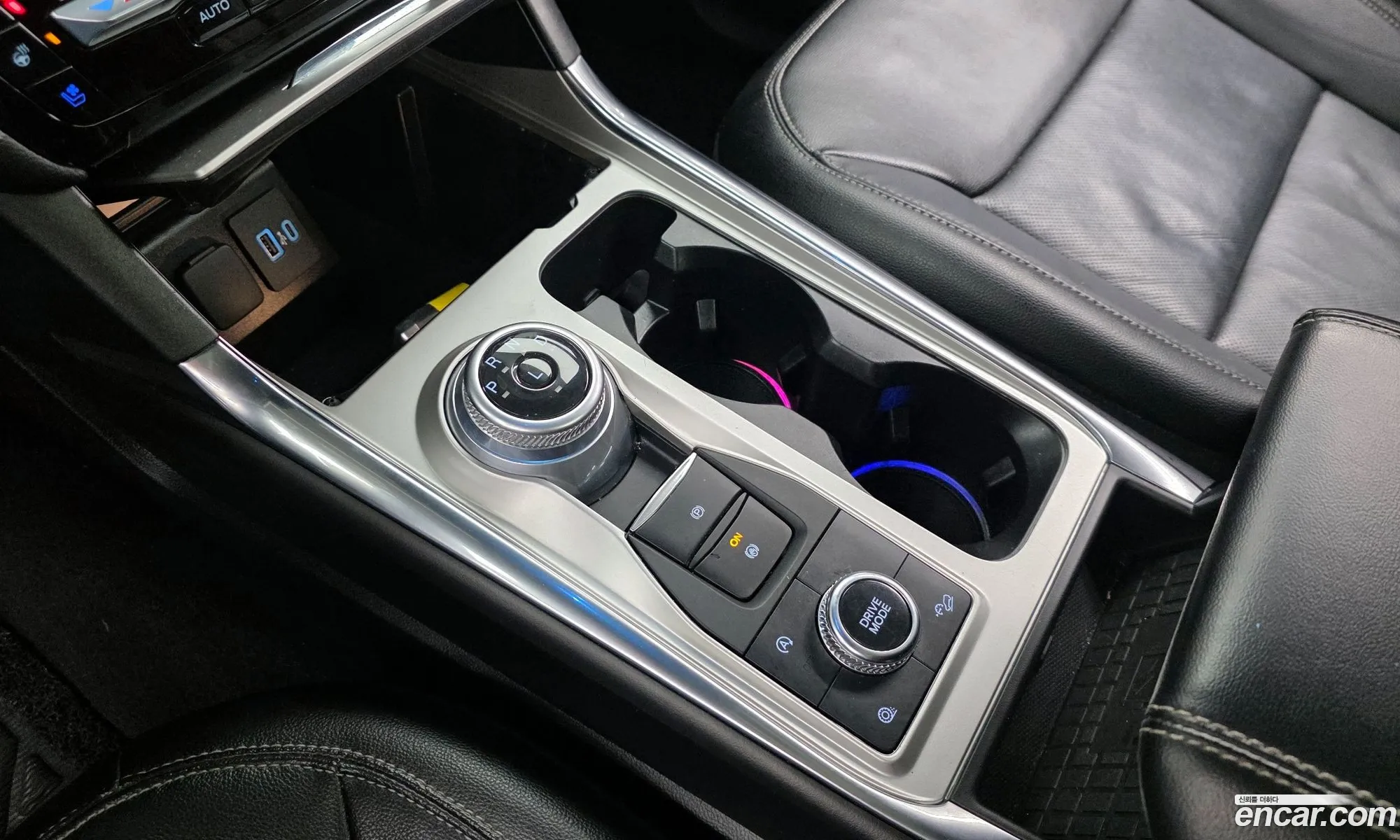 Ford Explorer 6th Gen 2021 1FMSK8FH4MGC01732 — 11