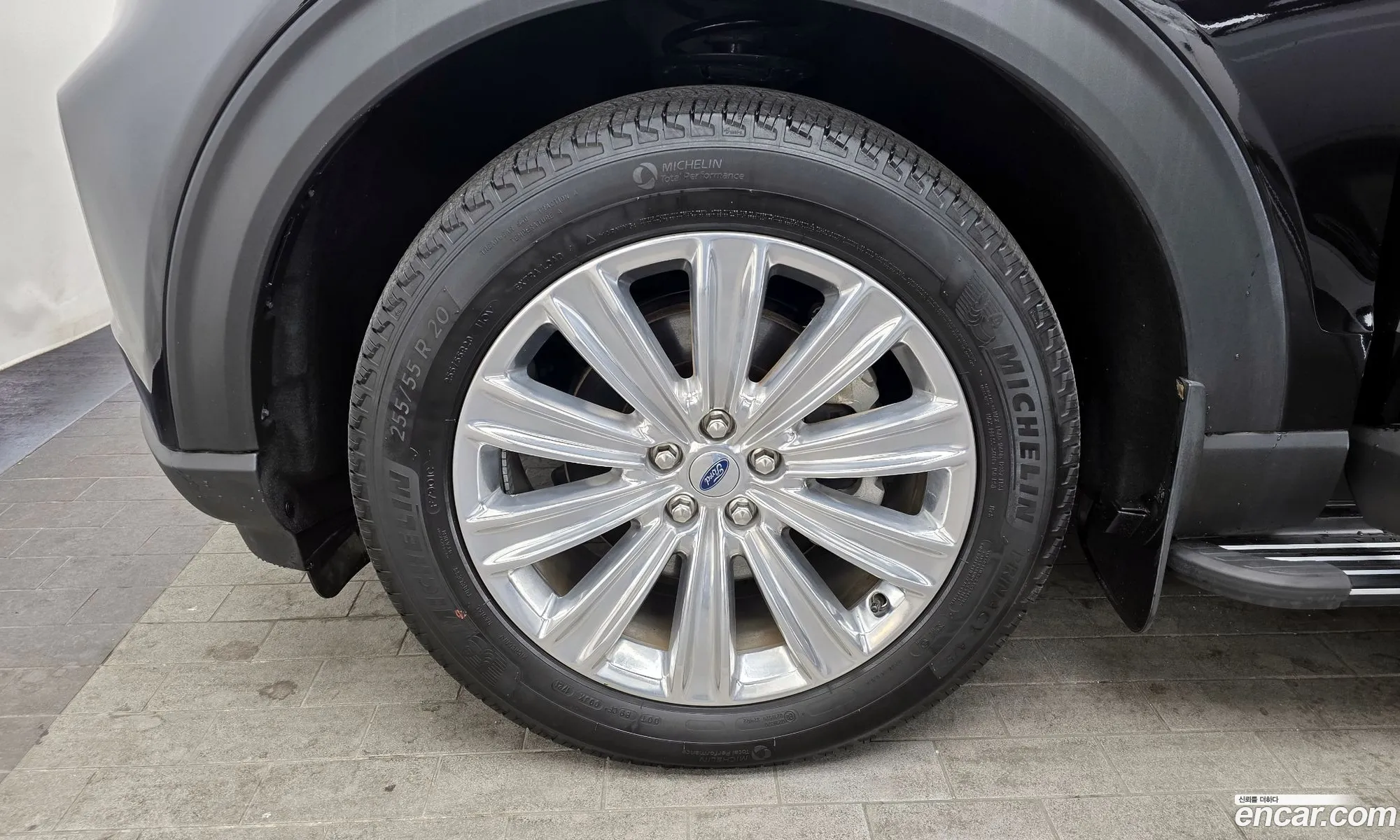 Ford Explorer 6th Gen 2021 1FMSK8FH4MGC01732 — 13