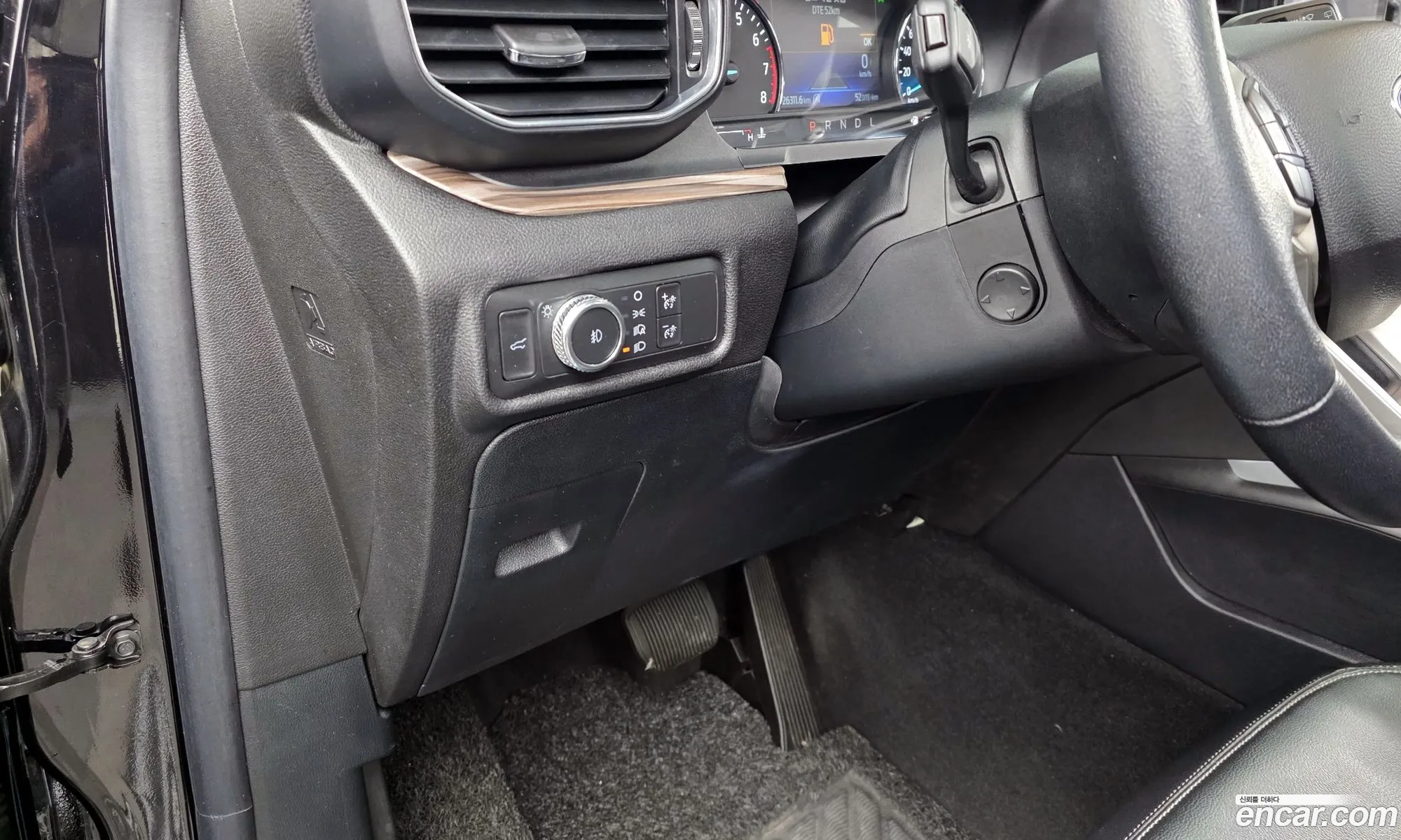 Ford Explorer 6th Gen 2021 1FMSK8FH4MGC01732 — 10