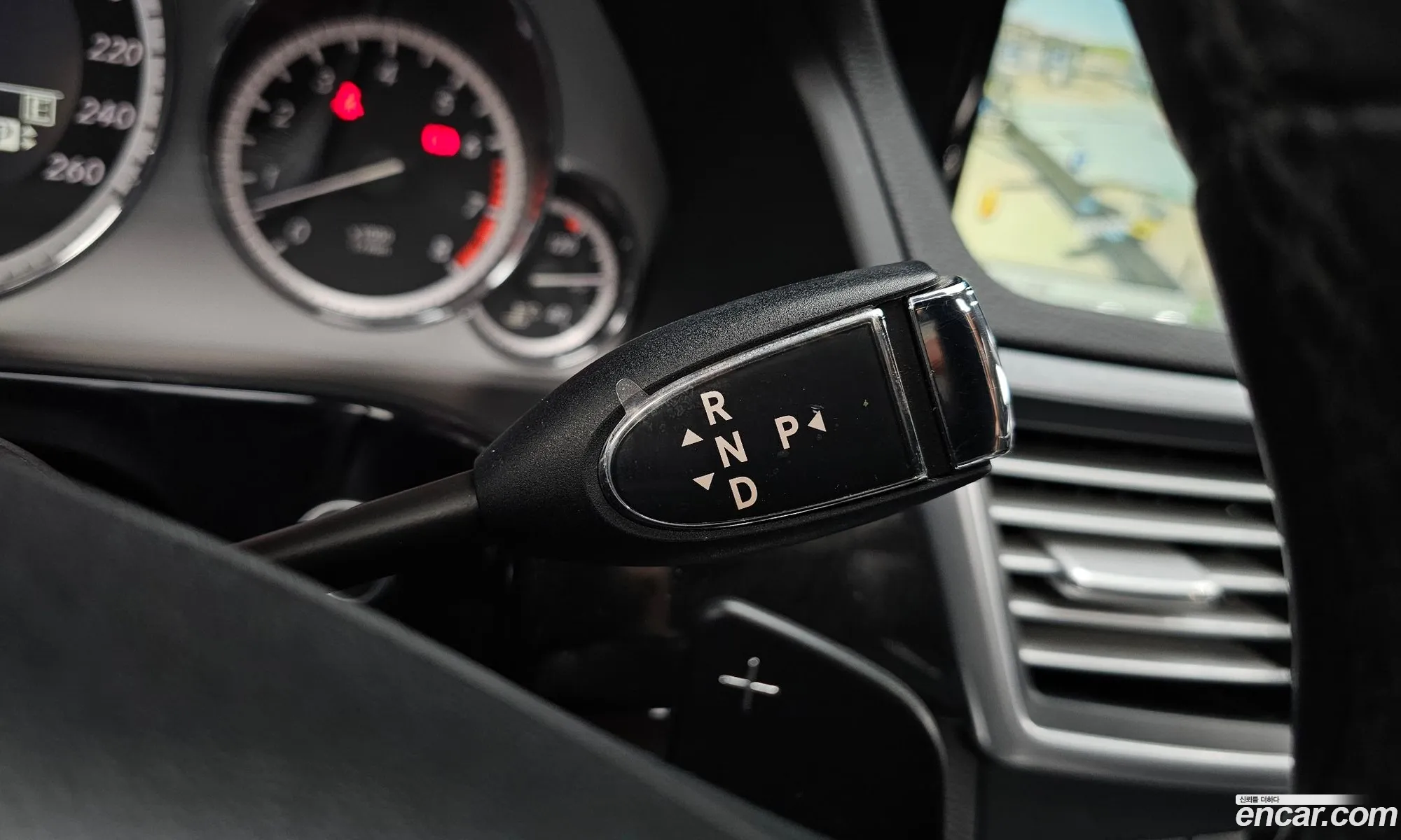 Mercedes-Benz E-Class W212 2011 WDDHF5DB4BA391912 — 10
