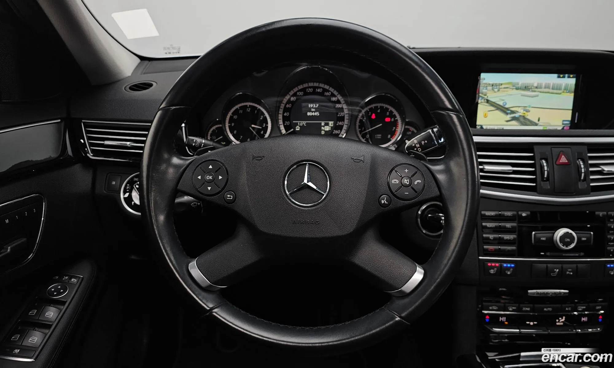 Mercedes-Benz E-Class W212 2011 WDDHF5DB4BA391912 — 16
