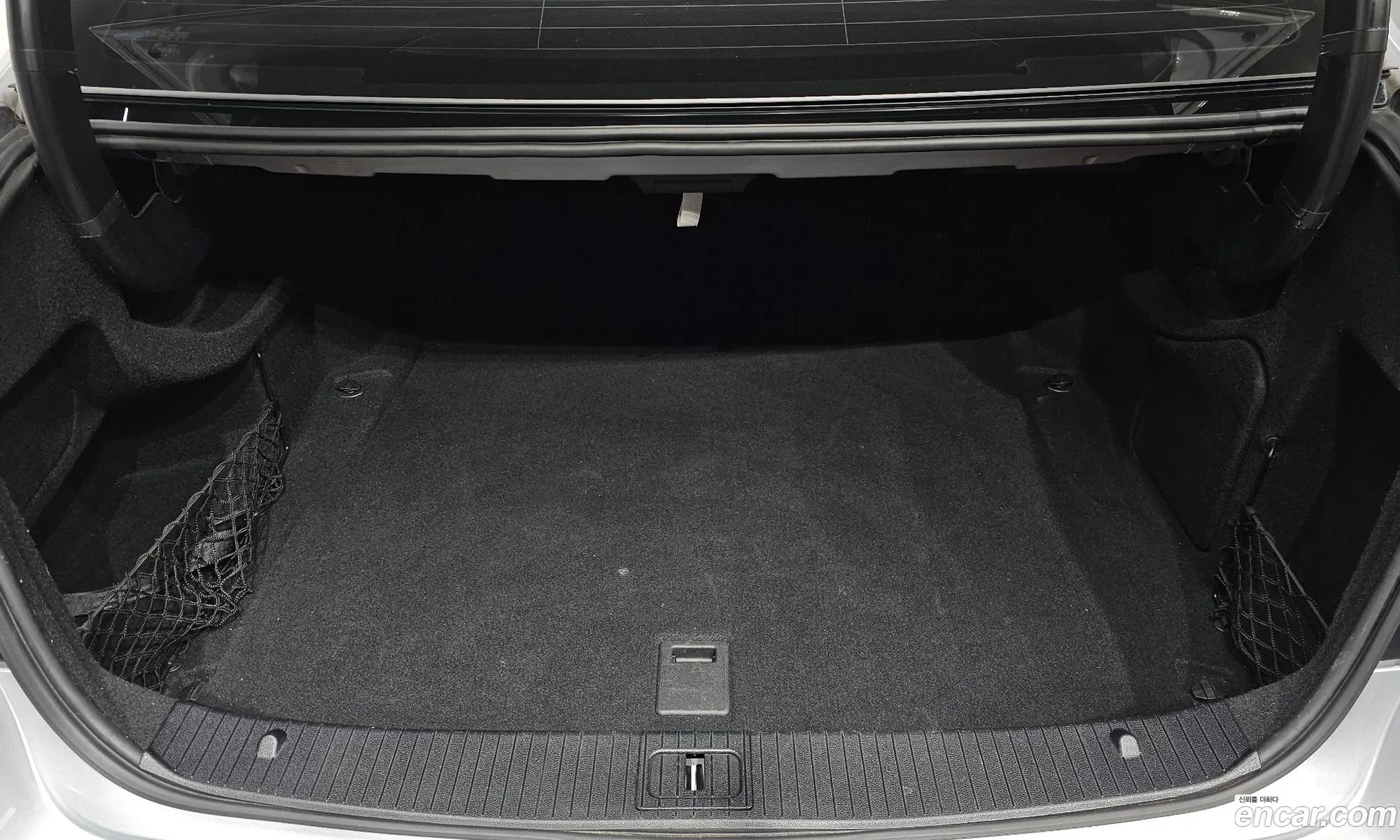 Mercedes-Benz E-Class W212 2011 WDDHF5DB4BA391912 — 12