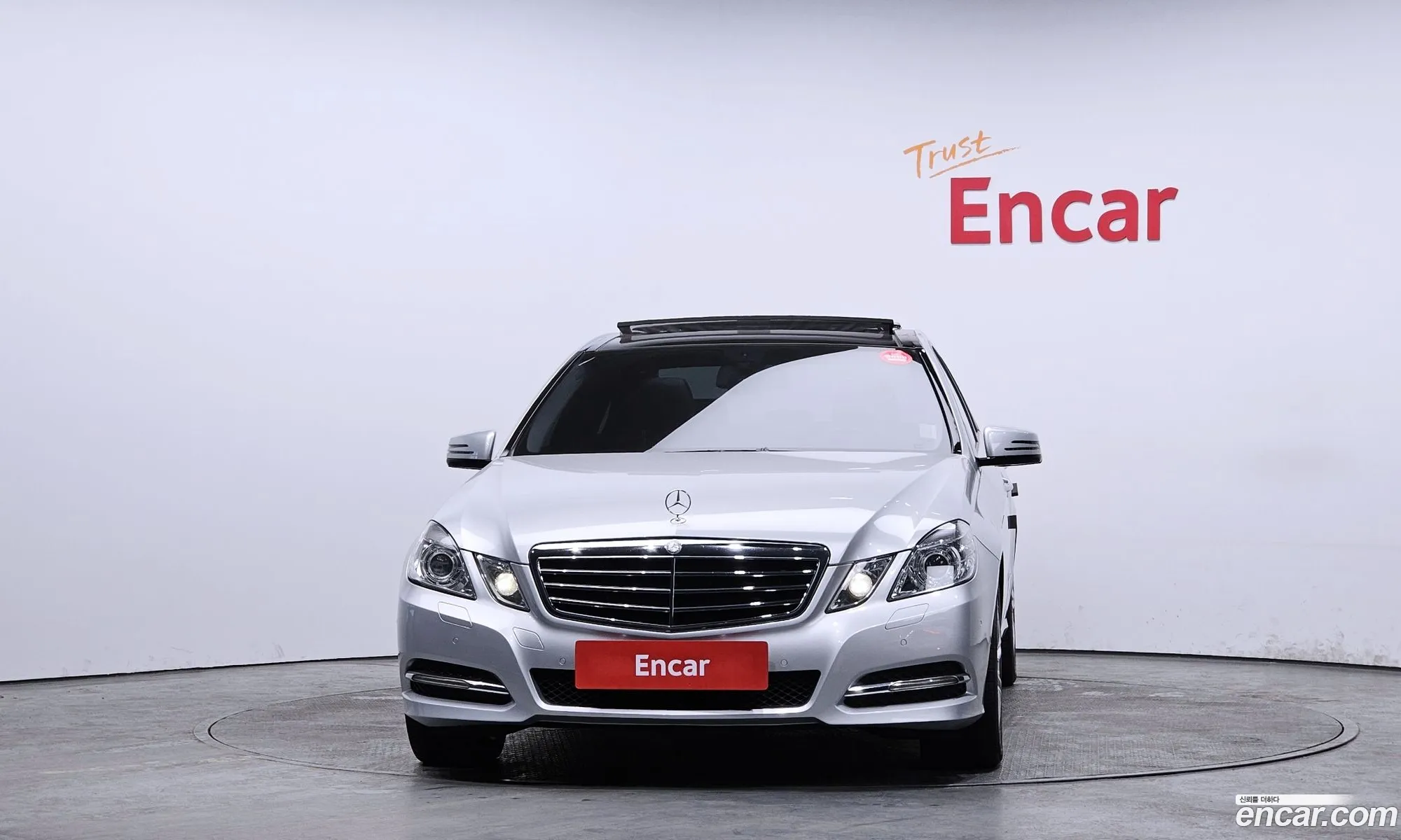 Mercedes-Benz E-Class W212 2011 WDDHF5DB4BA391912 — 4