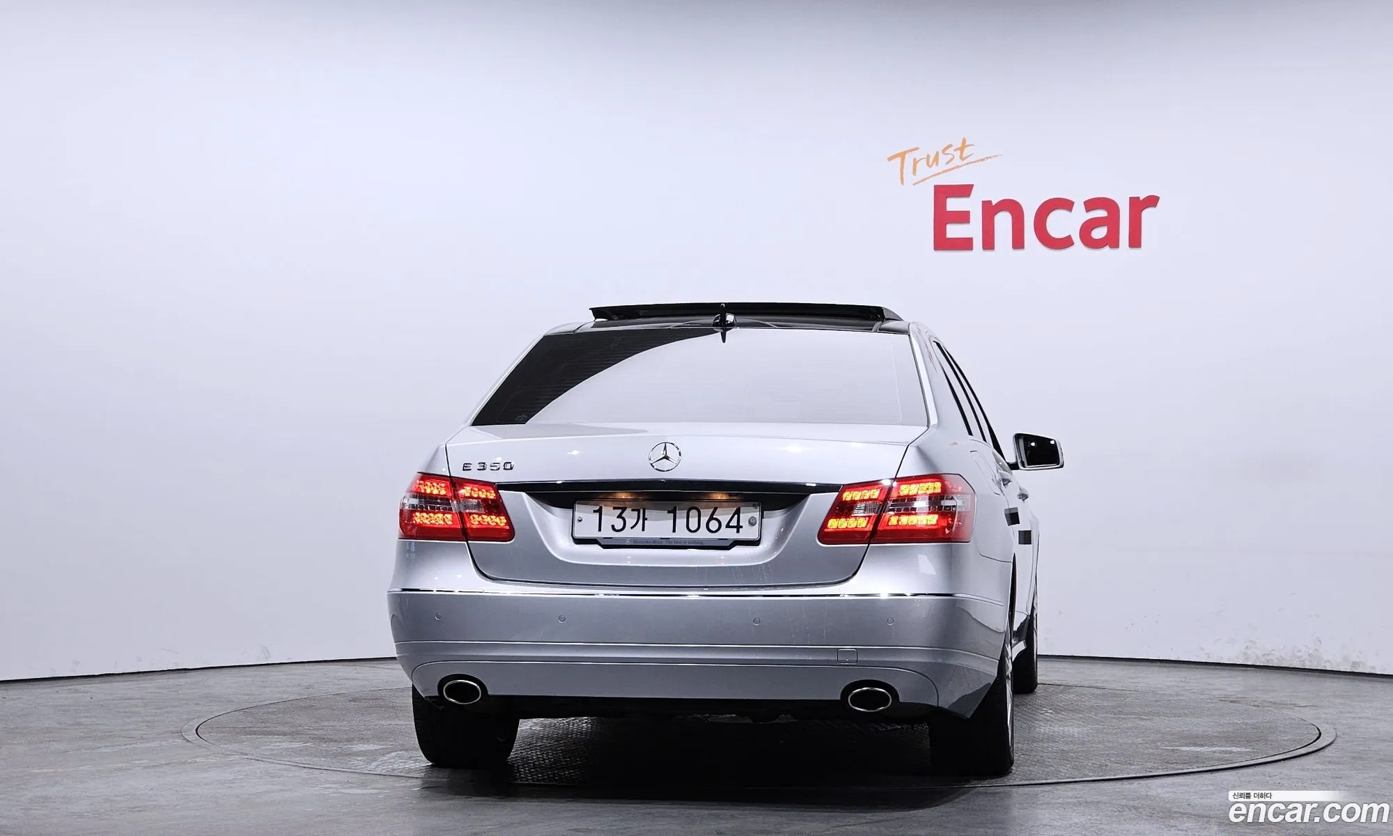 Mercedes-Benz E-Class W212 2011 WDDHF5DB4BA391912 — 11