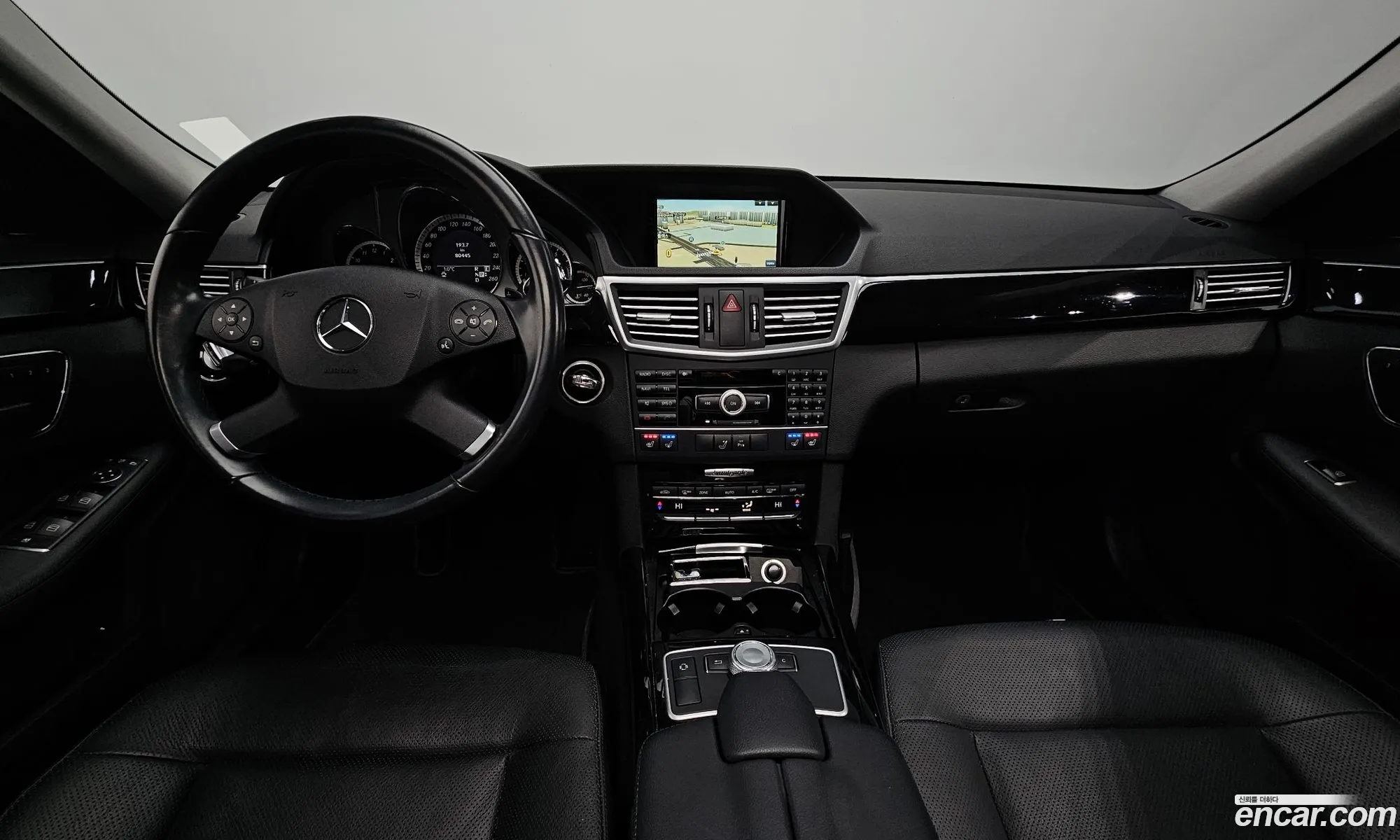 Mercedes-Benz E-Class W212 2011 WDDHF5DB4BA391912 — 2