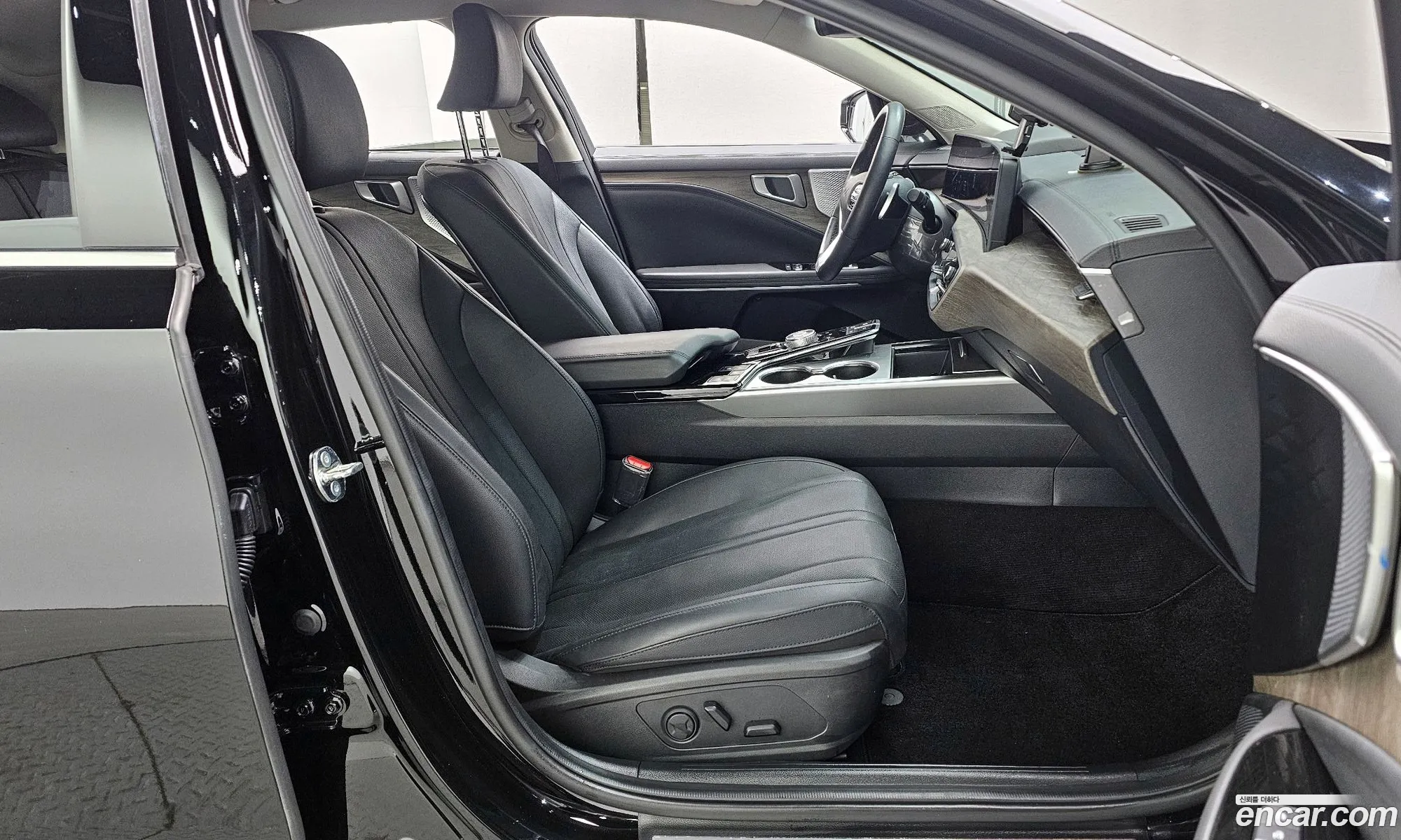 Kia K8 2023 — 19