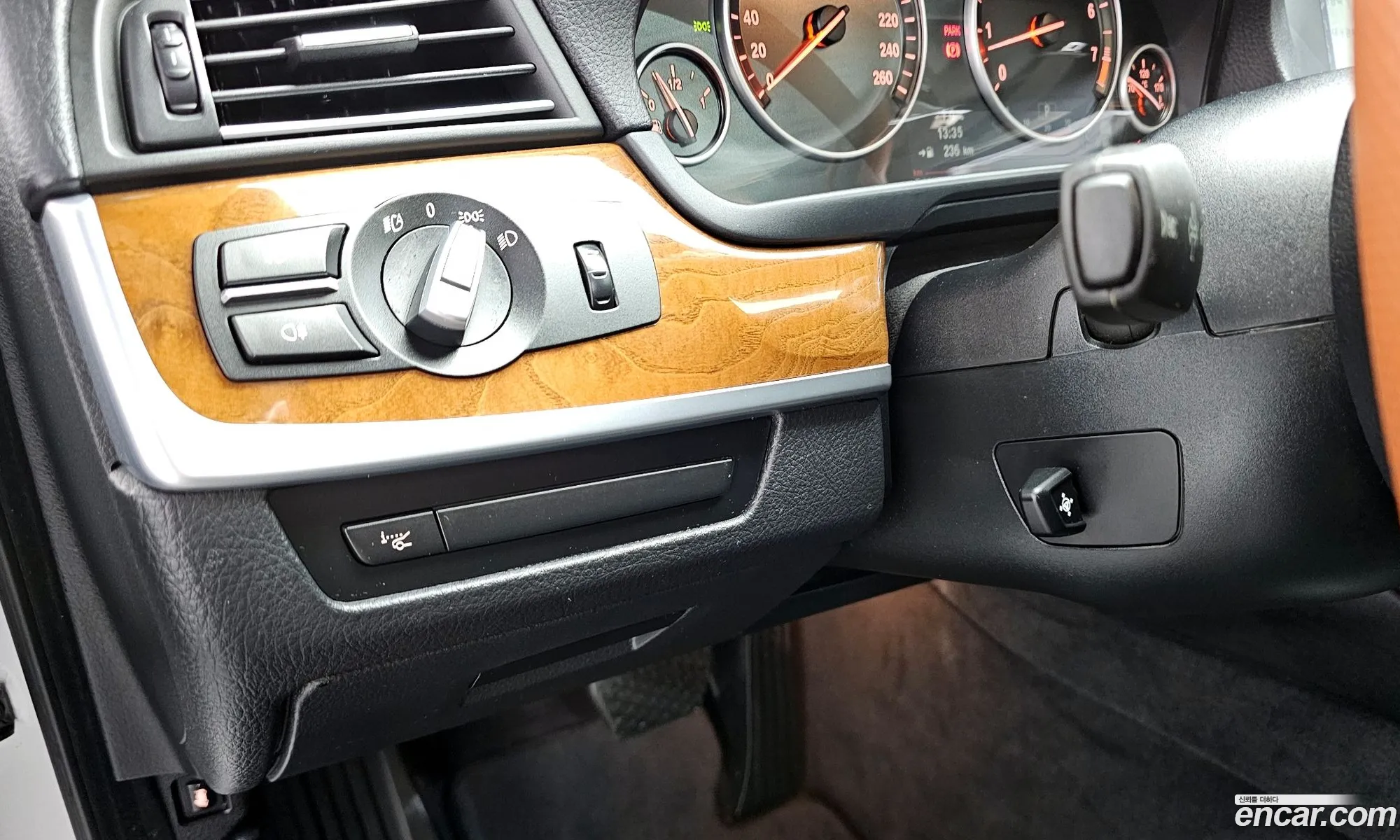 BMW 5 Series 2010 WBAFP3100AC501070 — 13
