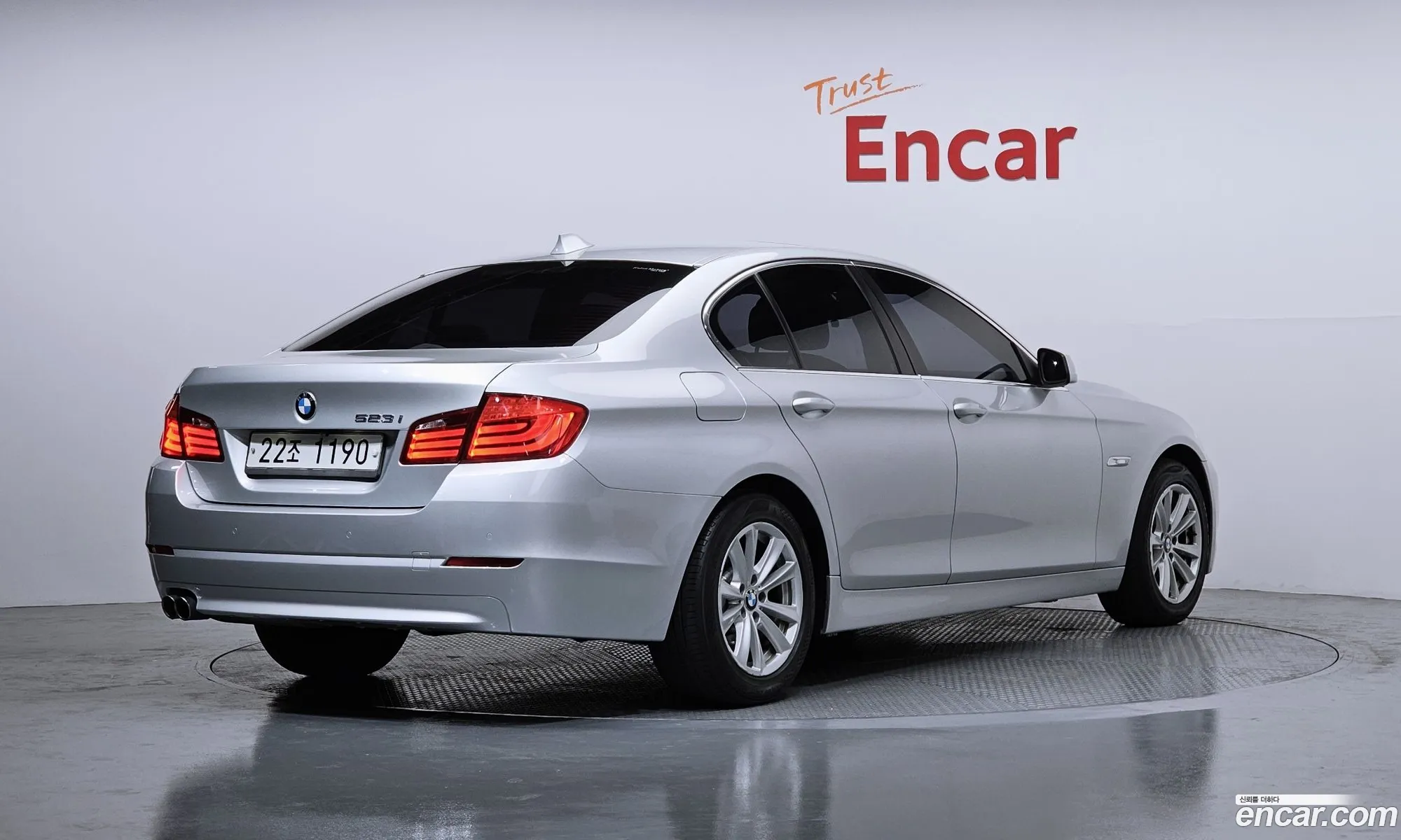 BMW 5 Series 2010 WBAFP3100AC501070 — 8