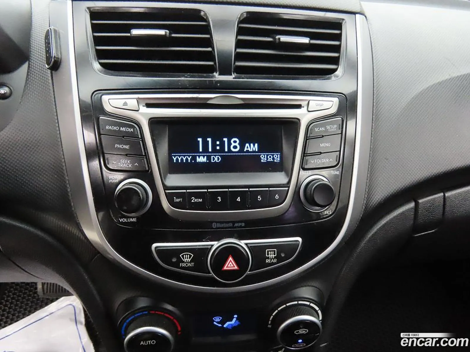 Hyundai Accent 2016 — 18