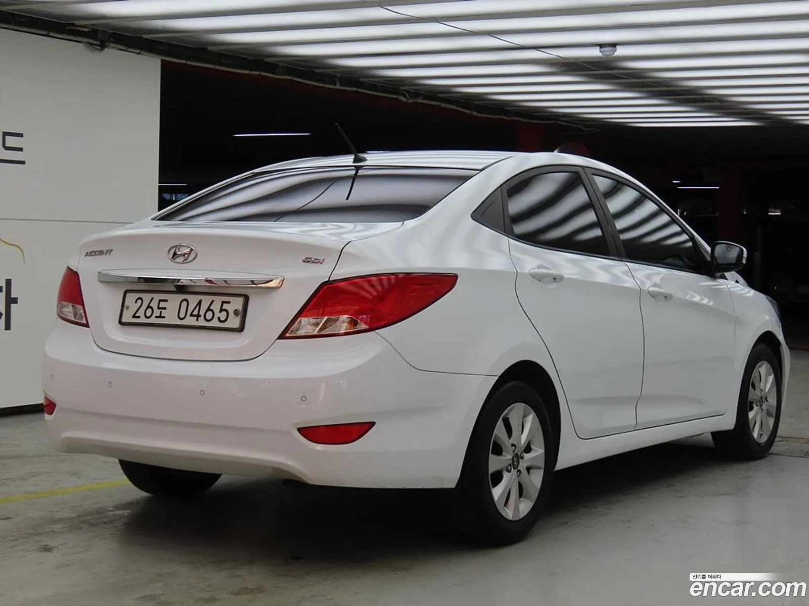 Hyundai Accent 2016 — 10
