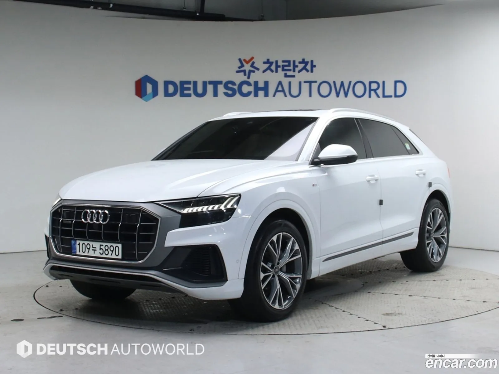 Audi Q8 2021 — 17