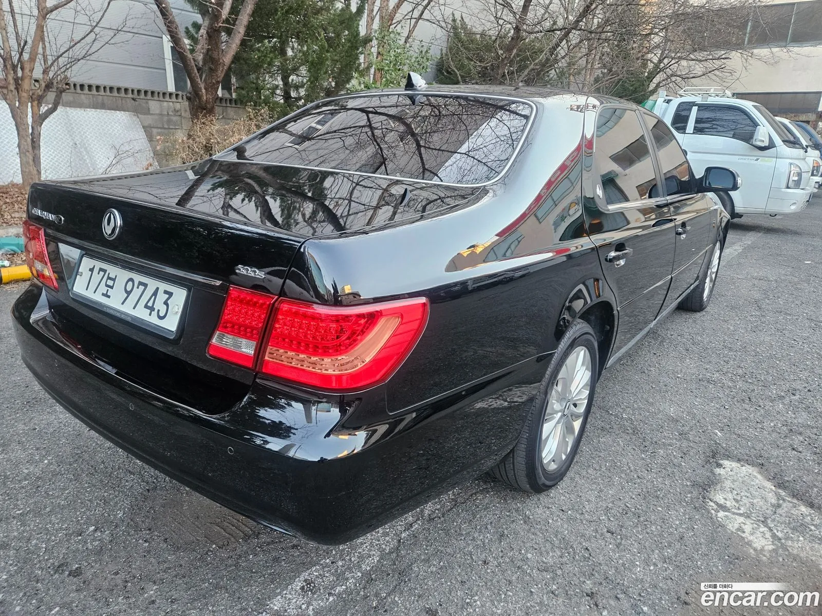 KG Mobility (SsangYong) Chairman H New Classic 2013 — 15