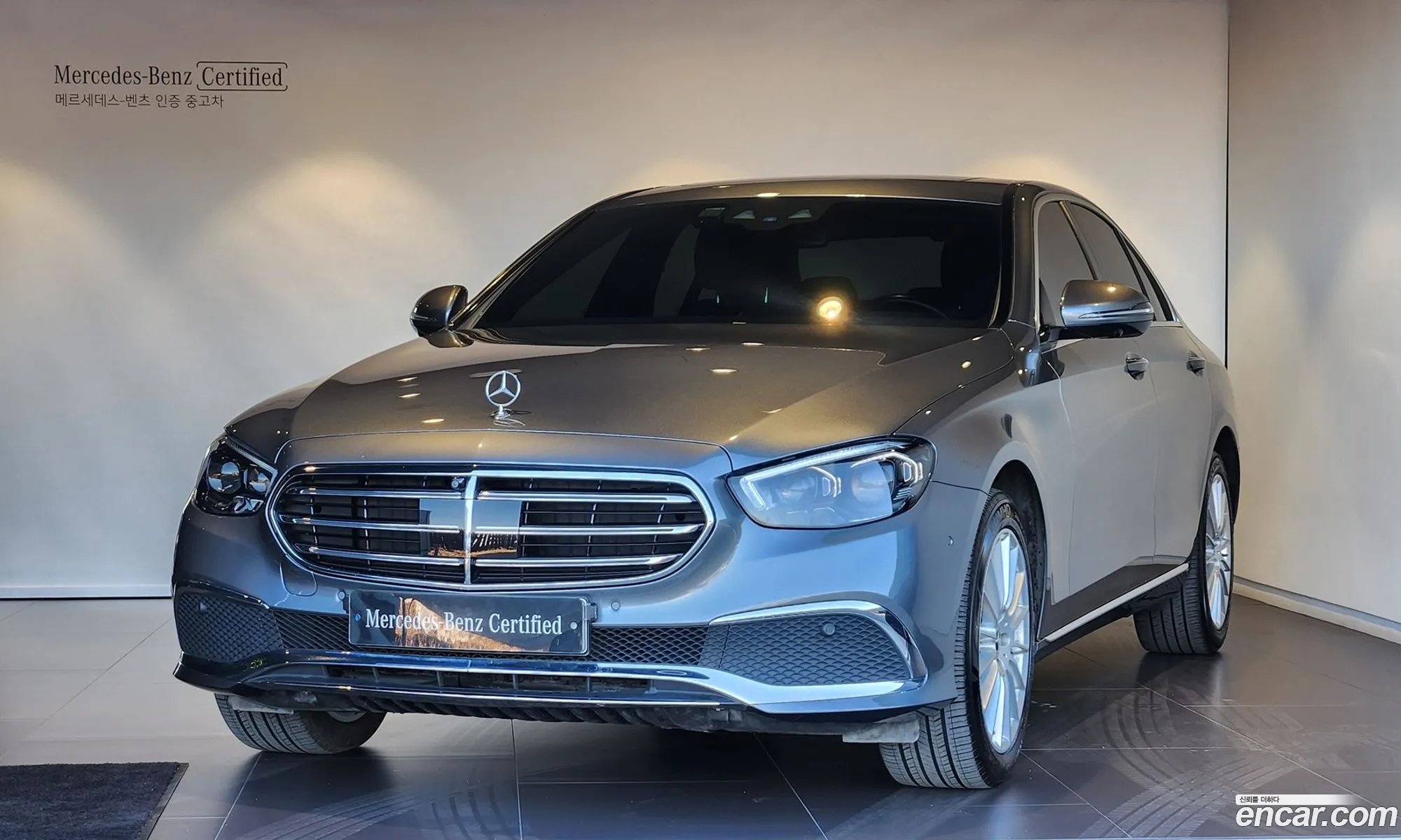 Mercedes-Benz E-Class W213 2023 — 17