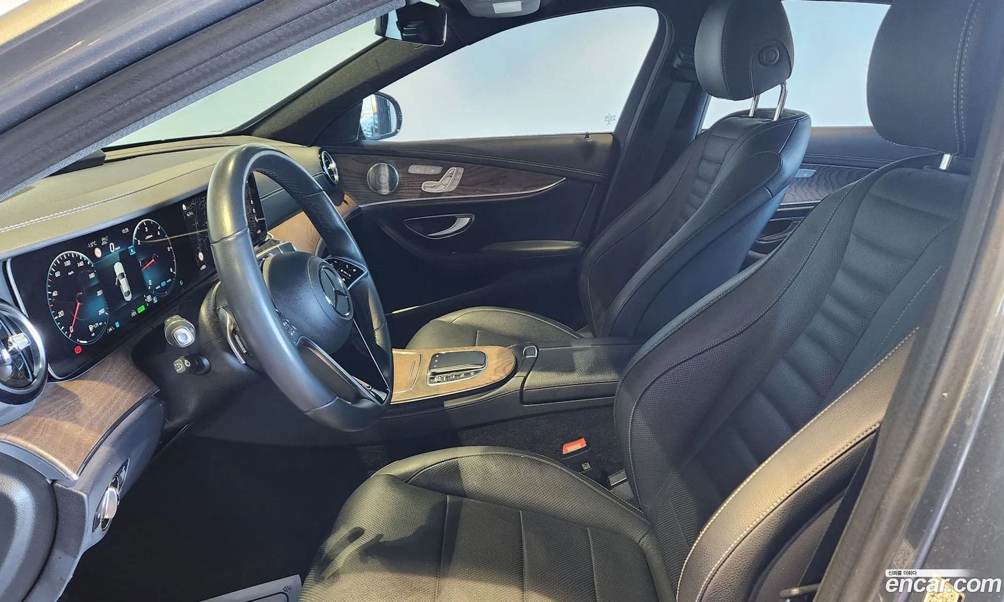 Mercedes-Benz E-Class W213 2023 — 5