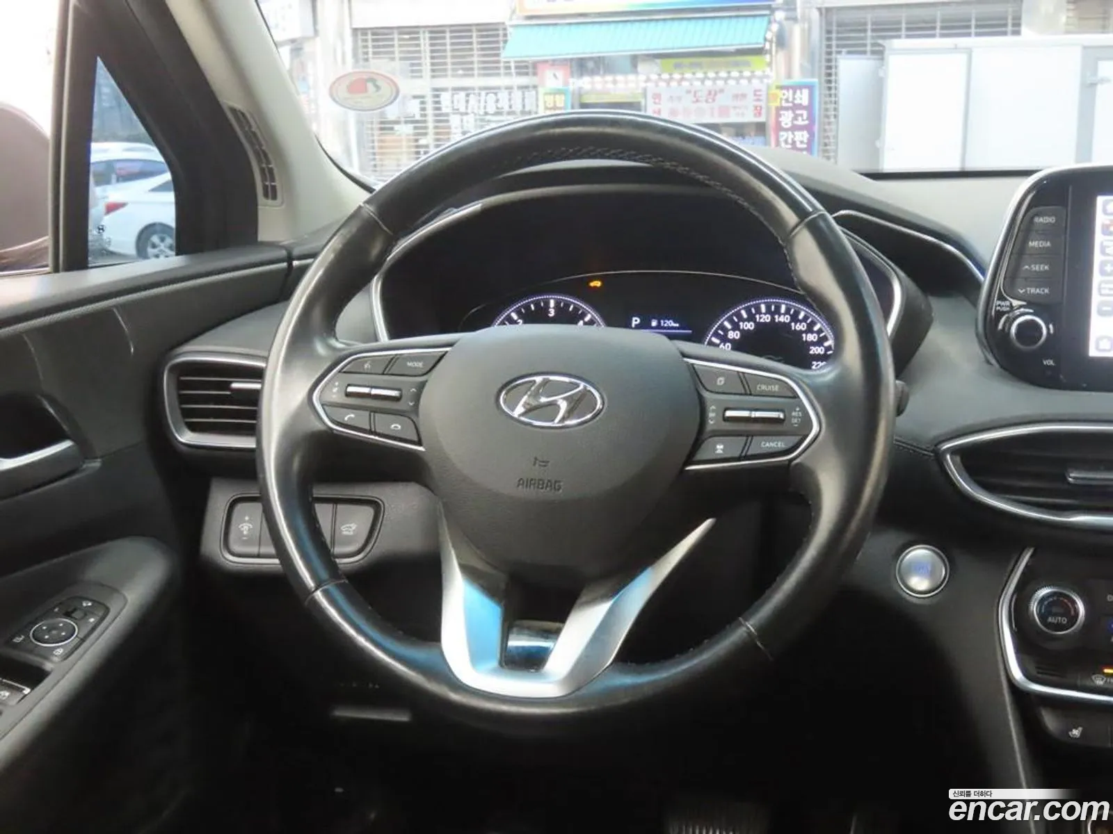 Hyundai Santa Fe TM 2019 — 16