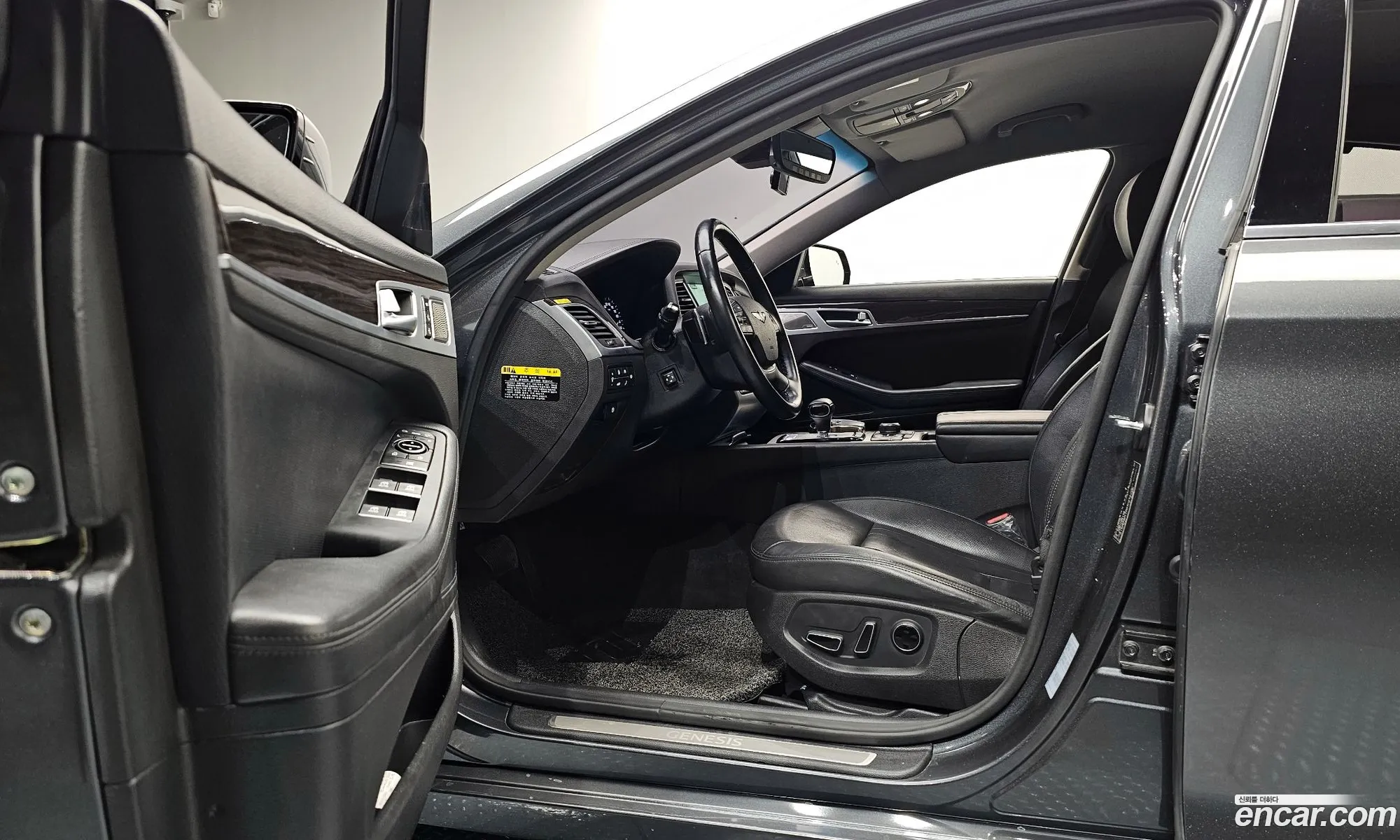 Genesis G80 2018 — 18