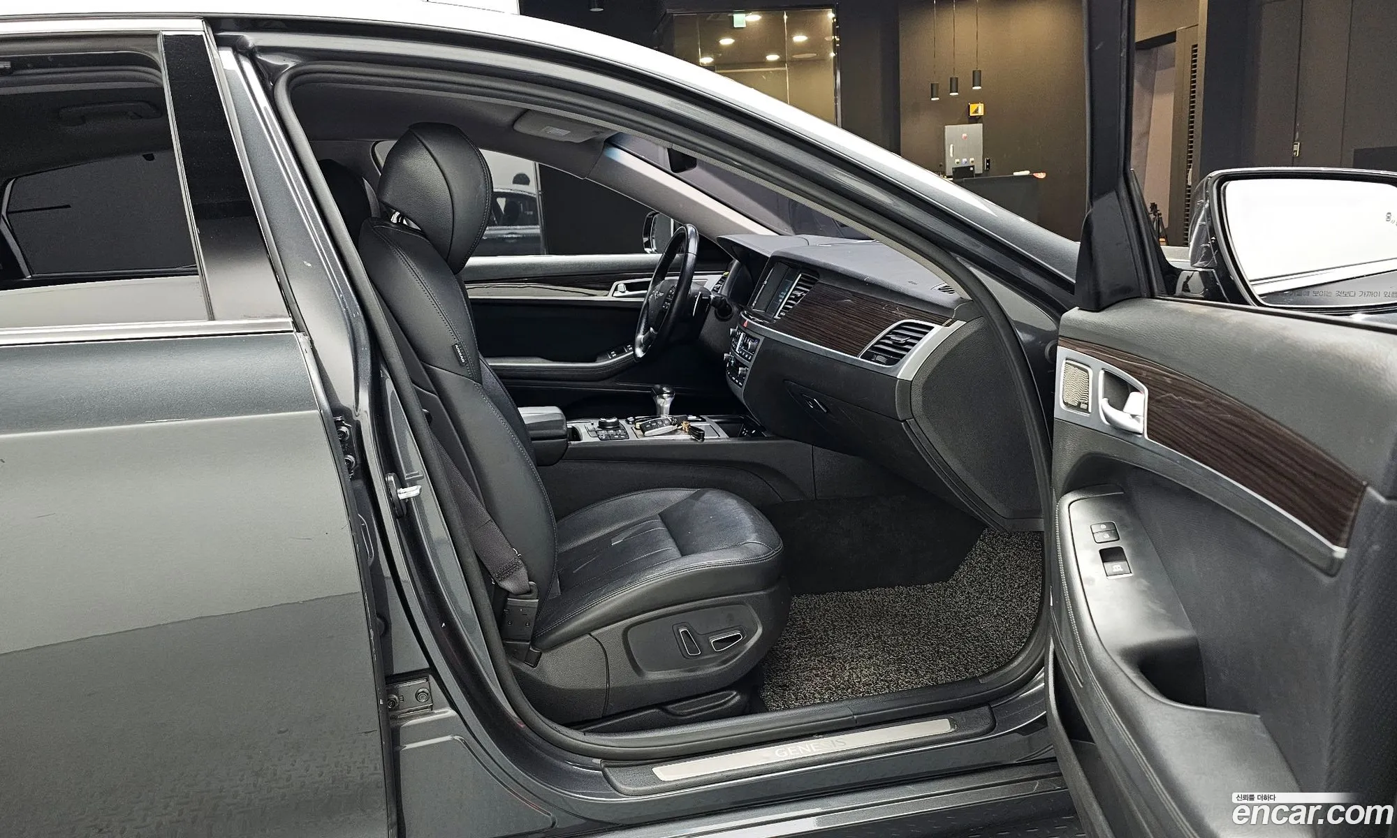 Genesis G80 2018 — 16