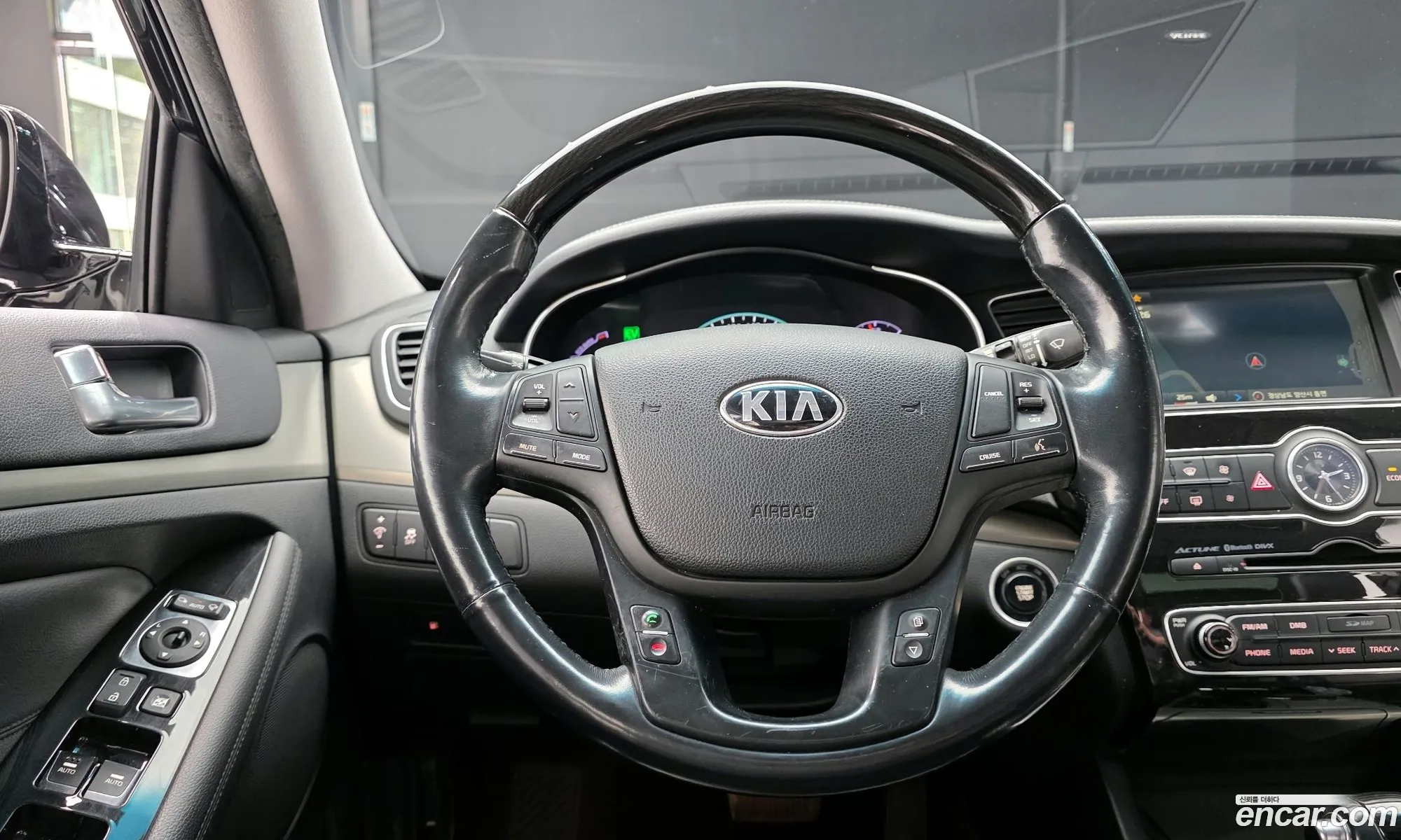 Kia K7 Hybrid 2014 — 8