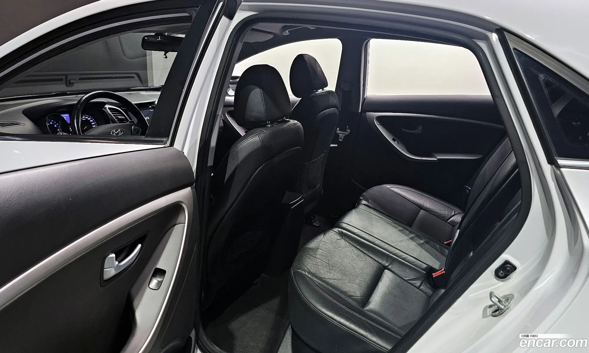 Hyundai i30 2014 — 12