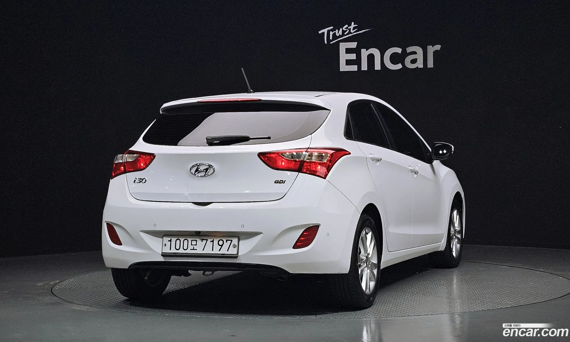 Hyundai i30 2014 — 9