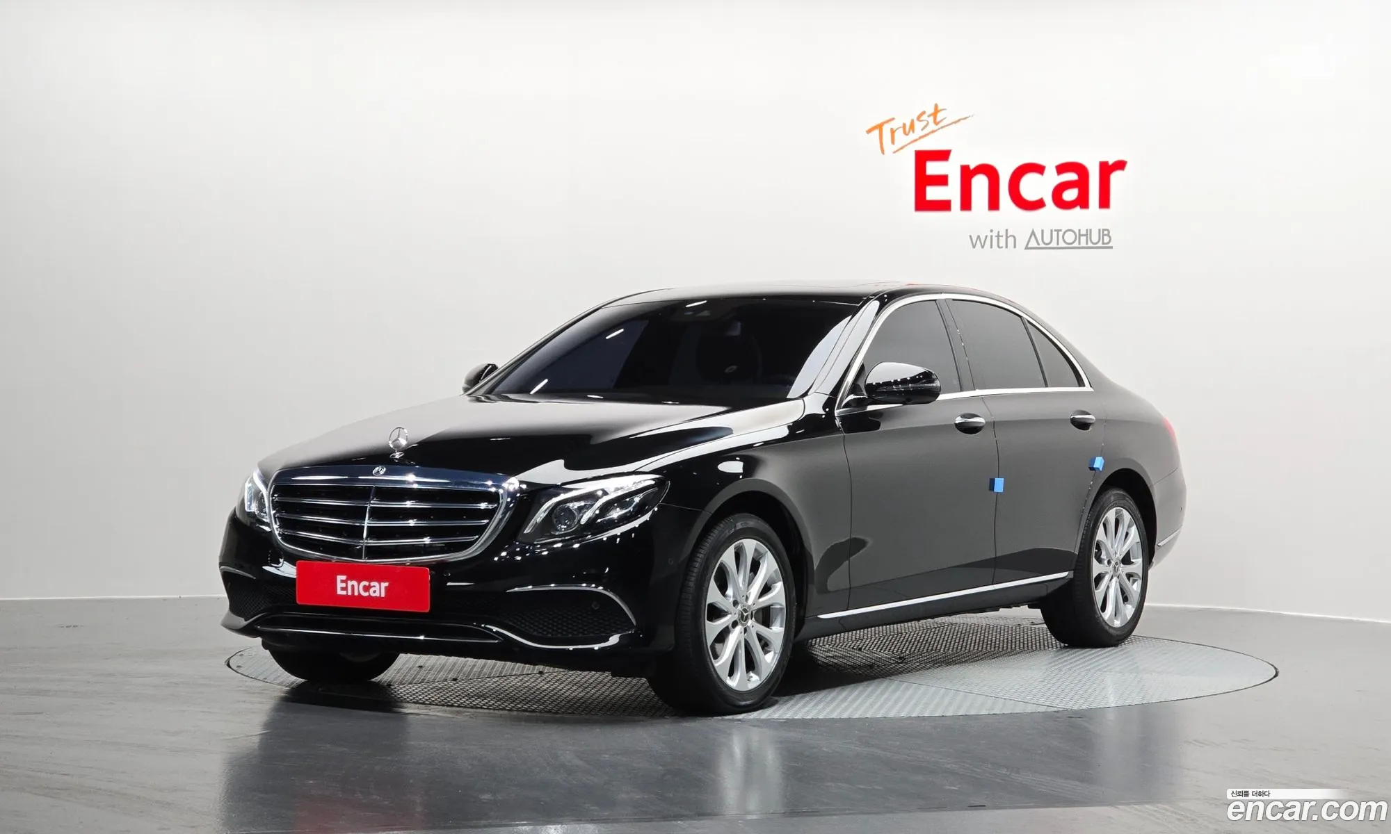 Mercedes-Benz E-Class W213 2017 WDDZF4KB0JA328905 — 9
