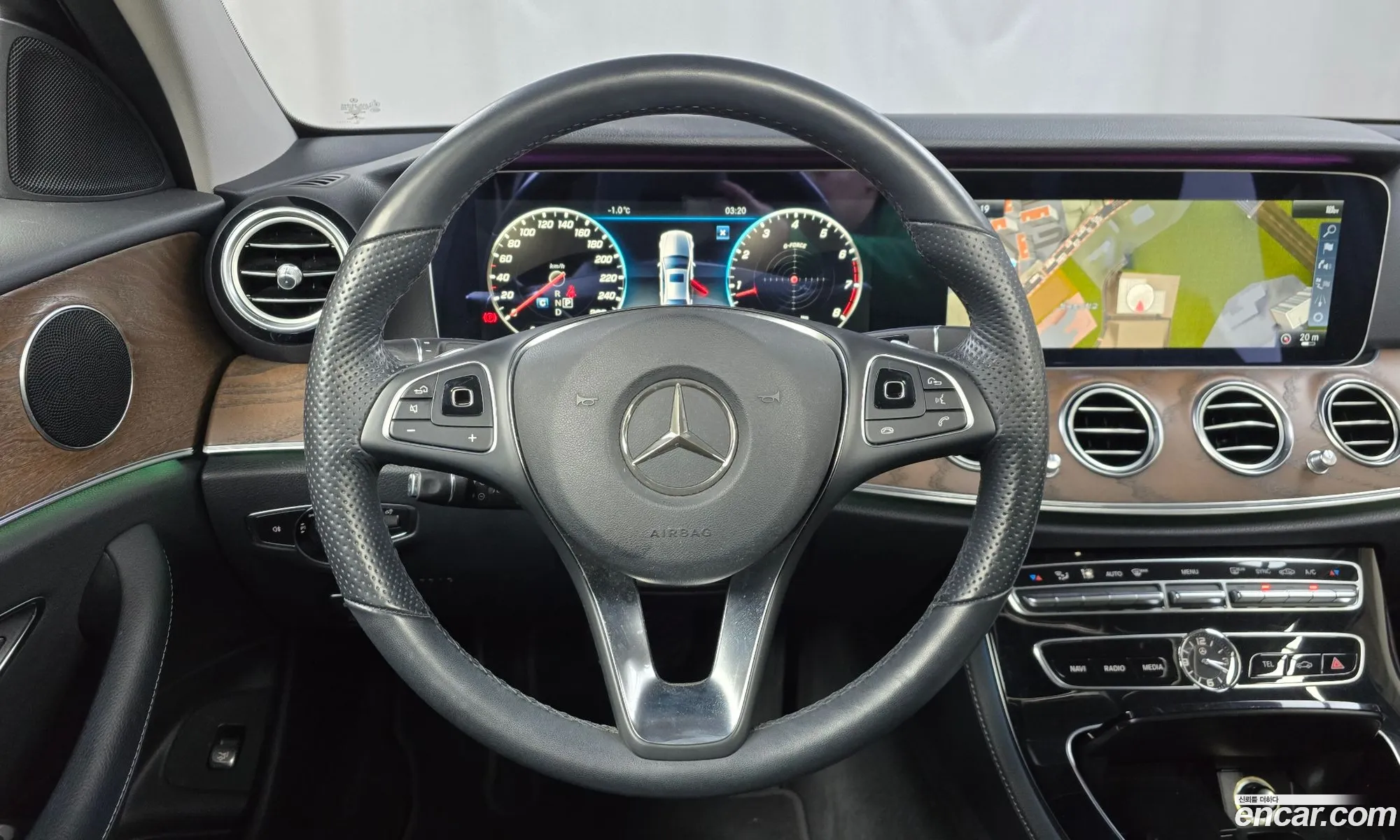 Mercedes-Benz E-Class W213 2017 WDDZF4KB0JA328905 — 4