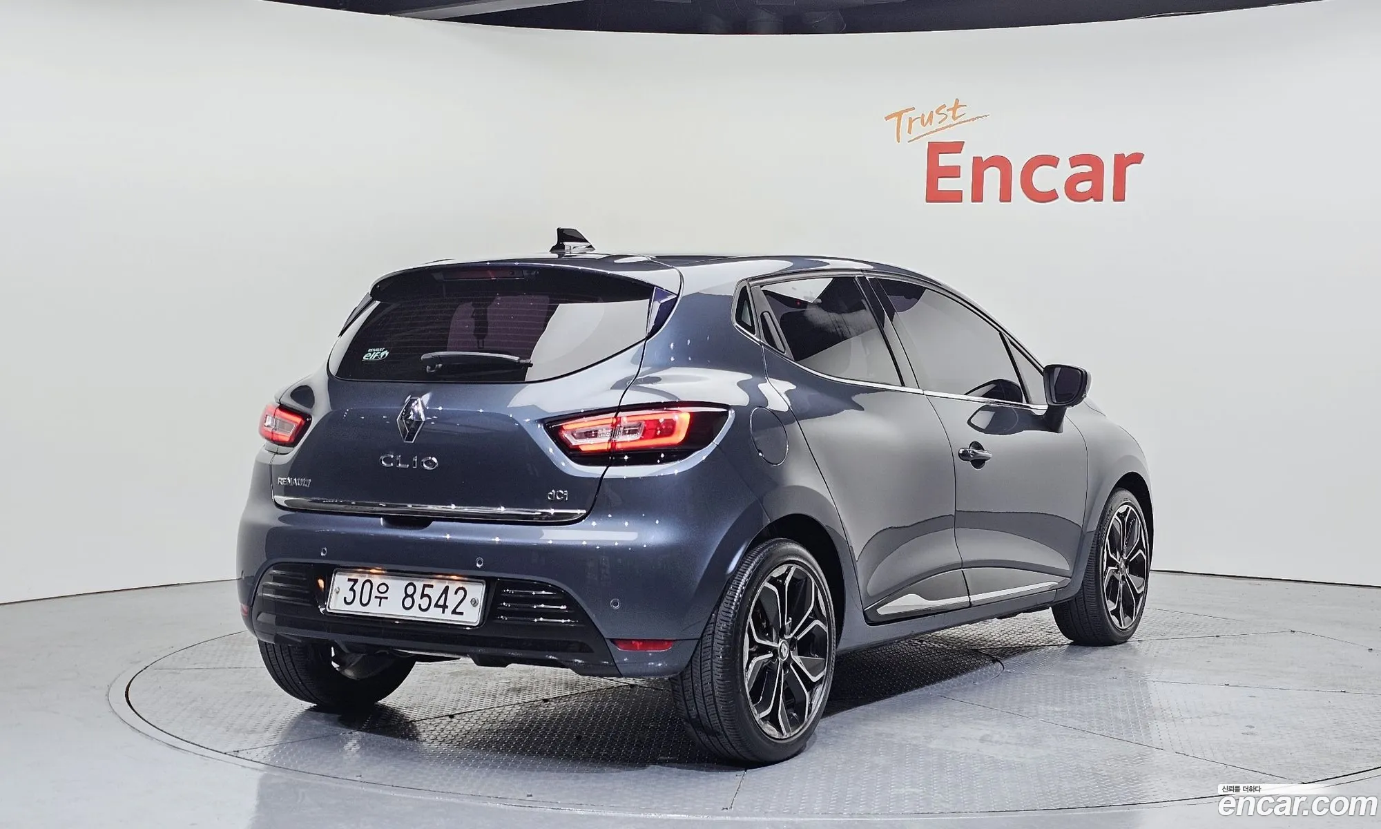 Renault Korea (Samsung) Clio 2018 — 14