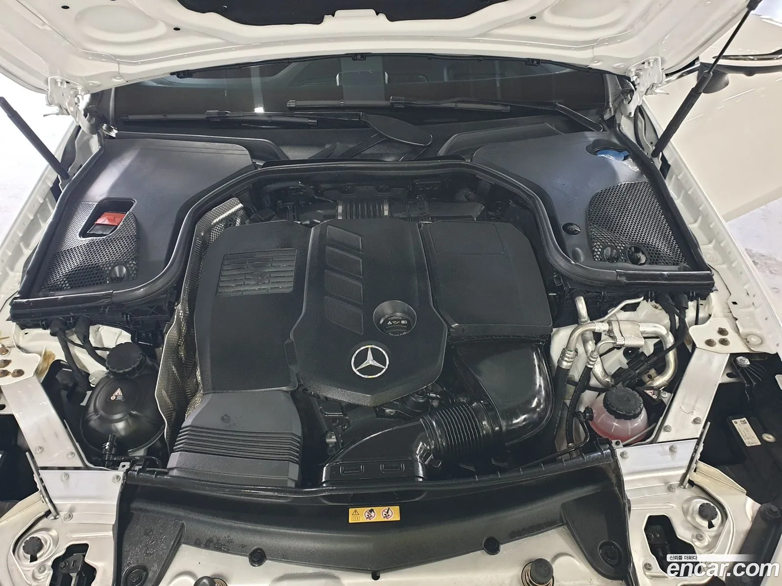Mercedes-Benz CLS-Class C257 2023 — 16