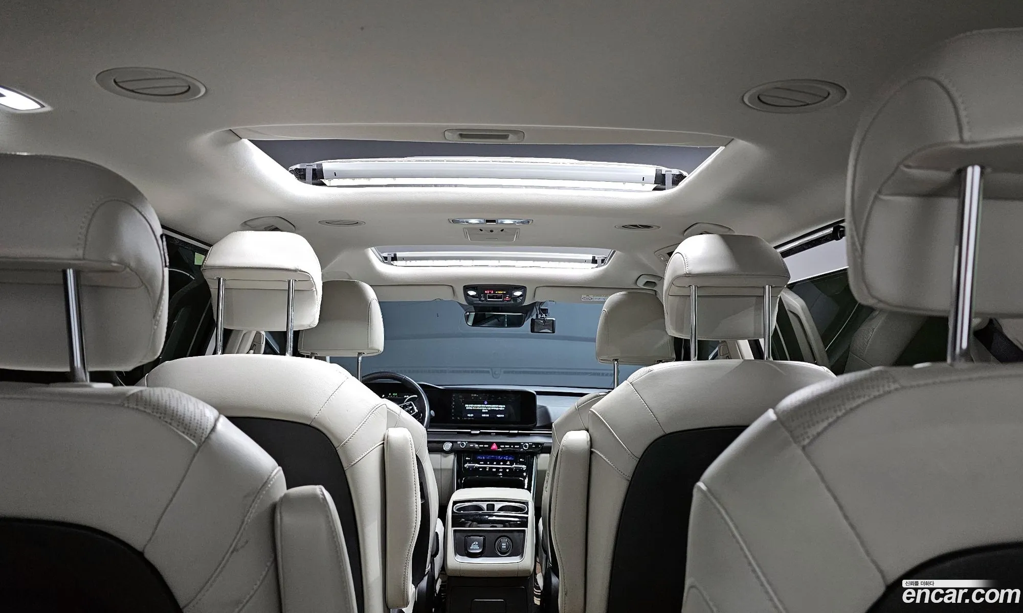 Kia Carnival 2021 KNANE81BBNS164460 — 17