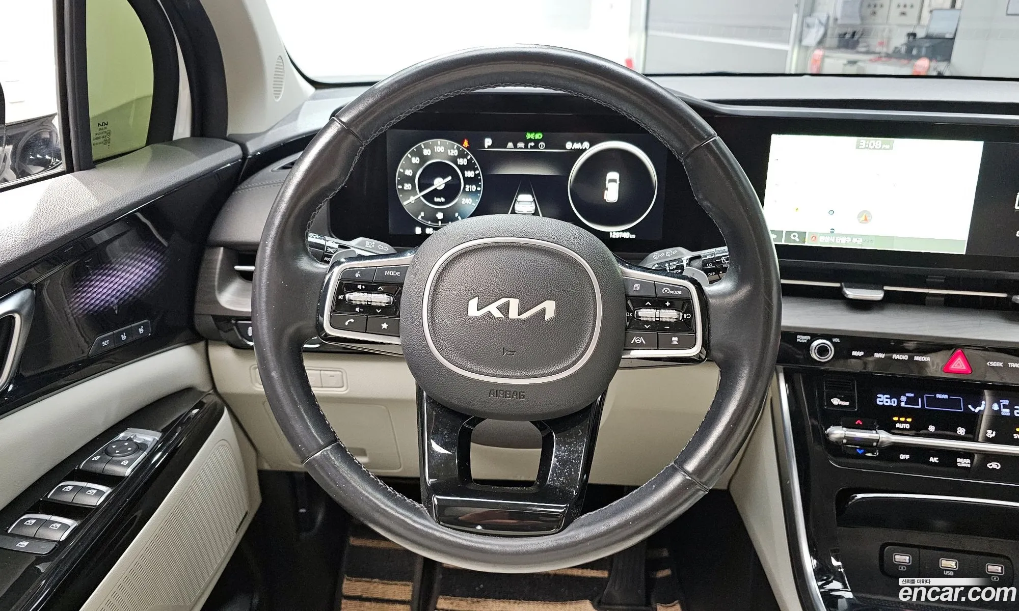 Kia Carnival 2021 KNANE81BBNS164460 — 10