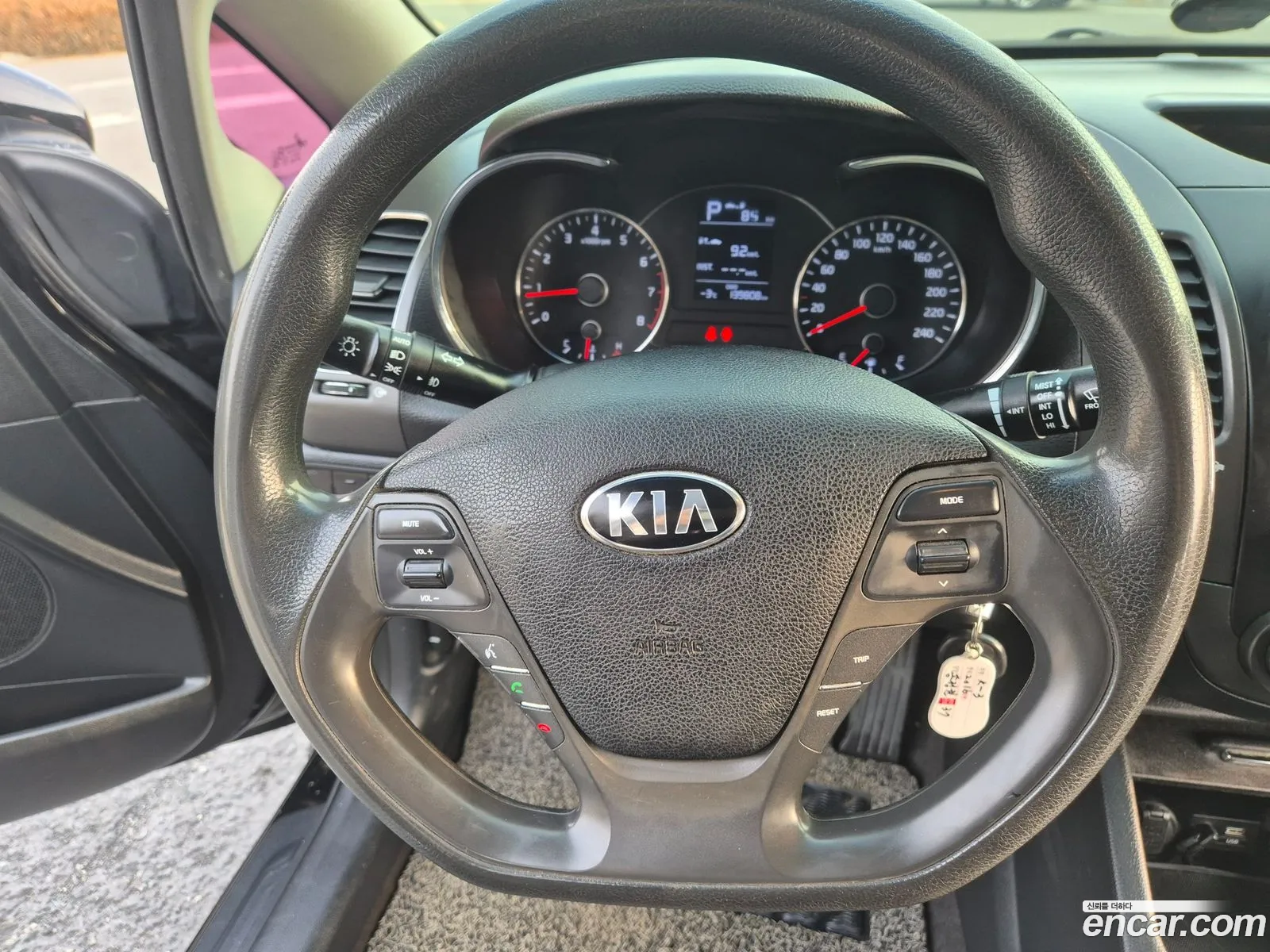 Kia K3 2016 — 2