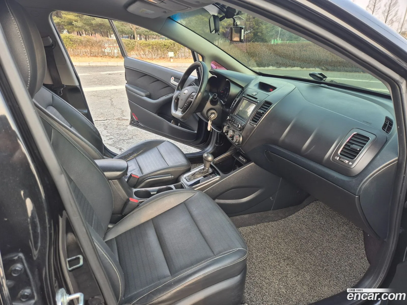 Kia K3 2016 — 9