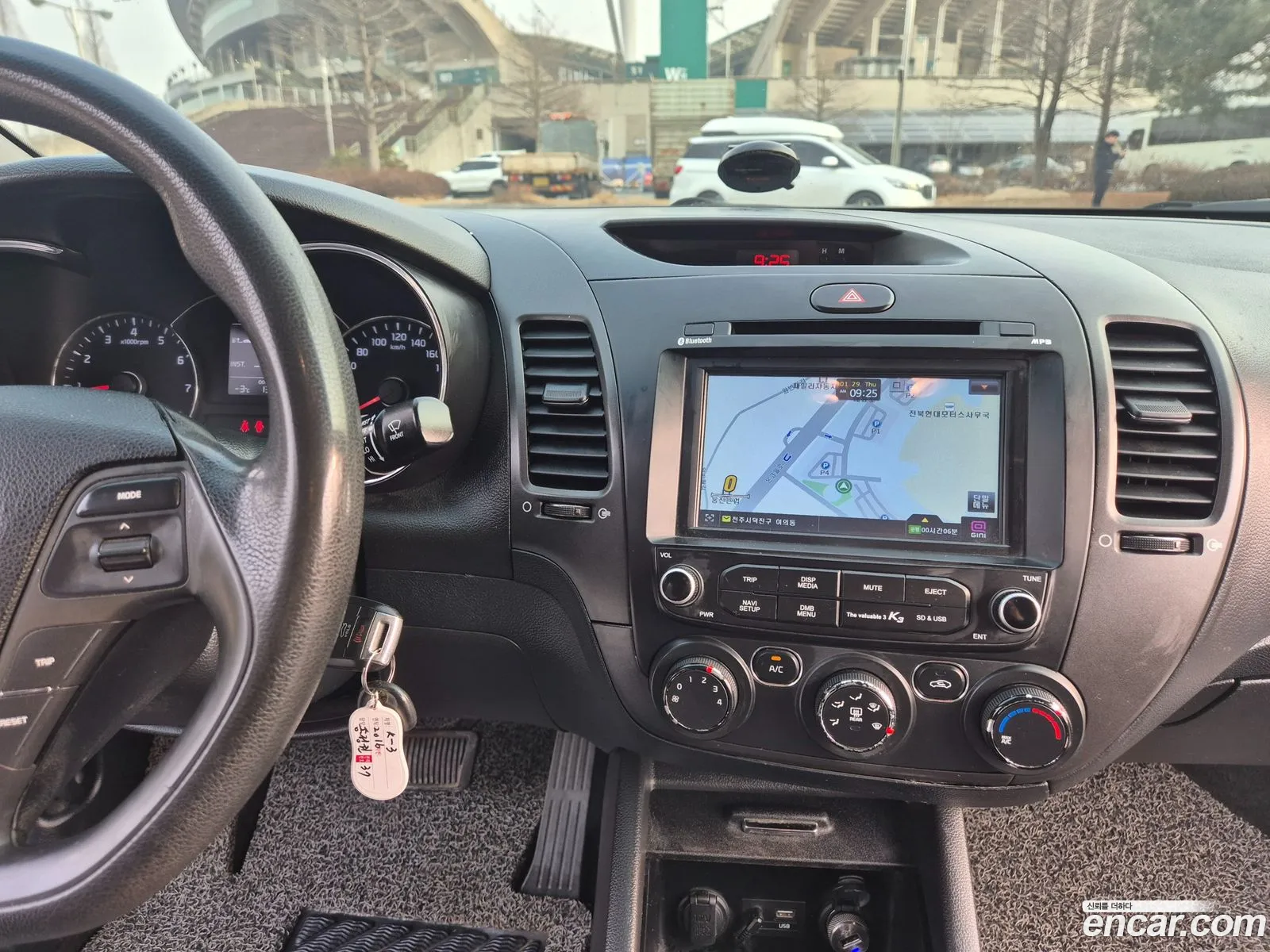 Kia K3 2016 — 8